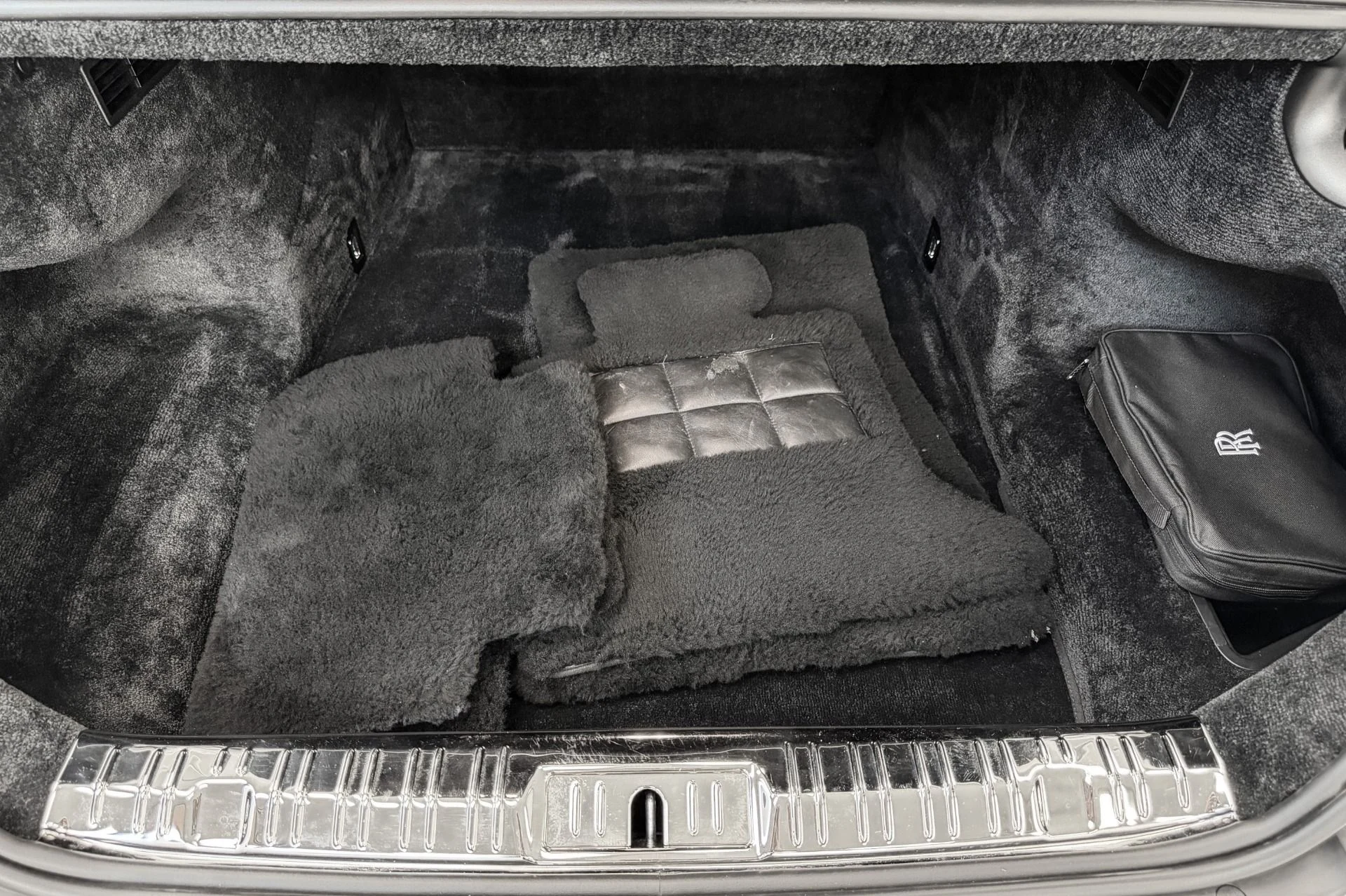 mph018_1297102940_Used_2019_Rolls_Royce_Wraith_Starlight_Headliner_Drivers_Assistance_3_1782320533_91f67d7561