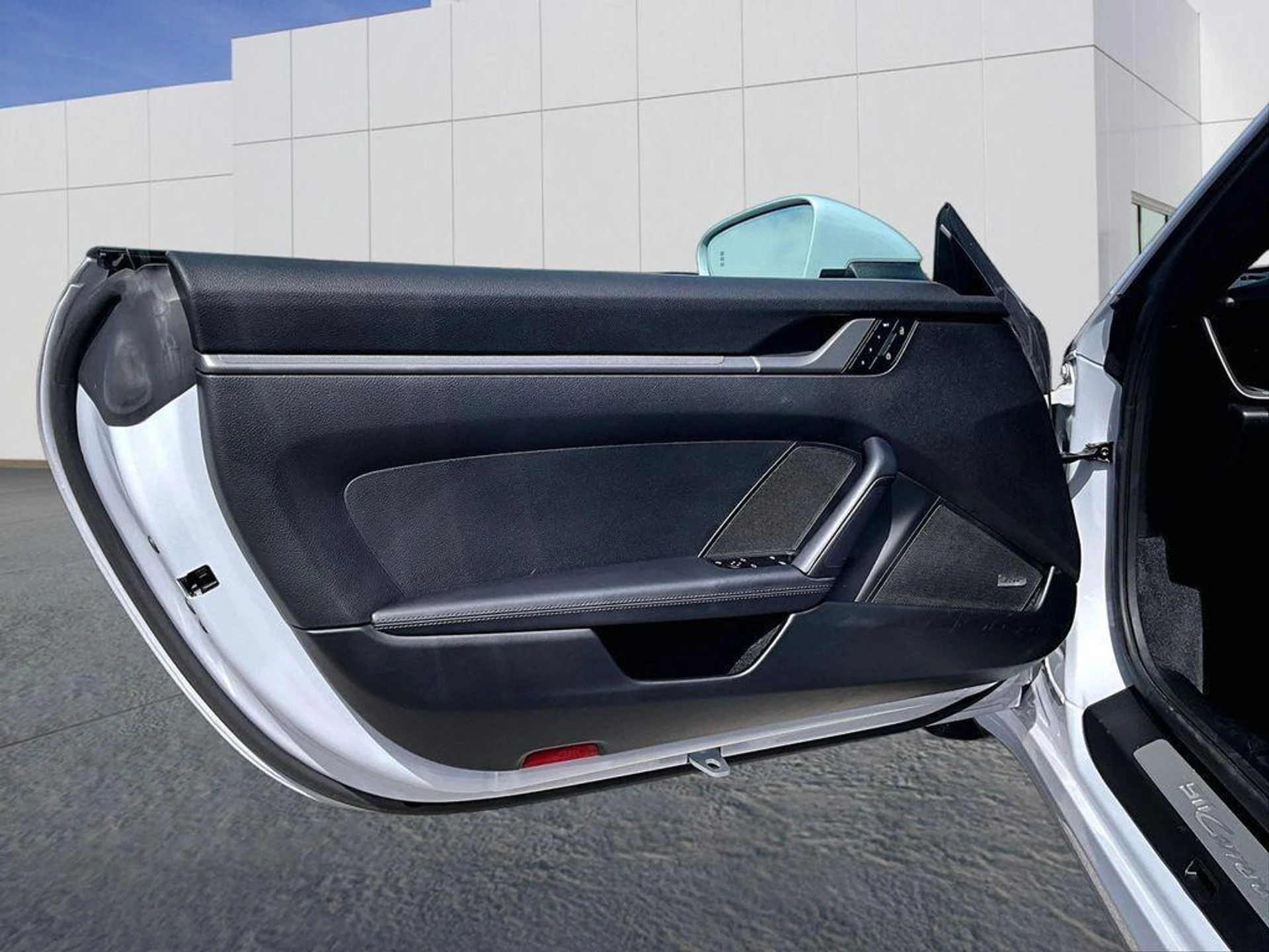 mph018_129940412_DG_6_Yc3r_QLIHB_Wq_Oyu_Gj_BL_Bs_AUY_b672857d07