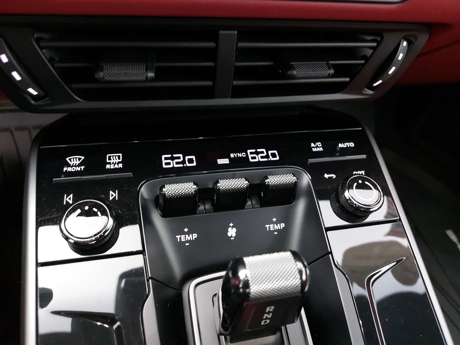 mph018_1304529972_abdfc86dfadfcaeac88fa2d97843ae65x_8219159f10