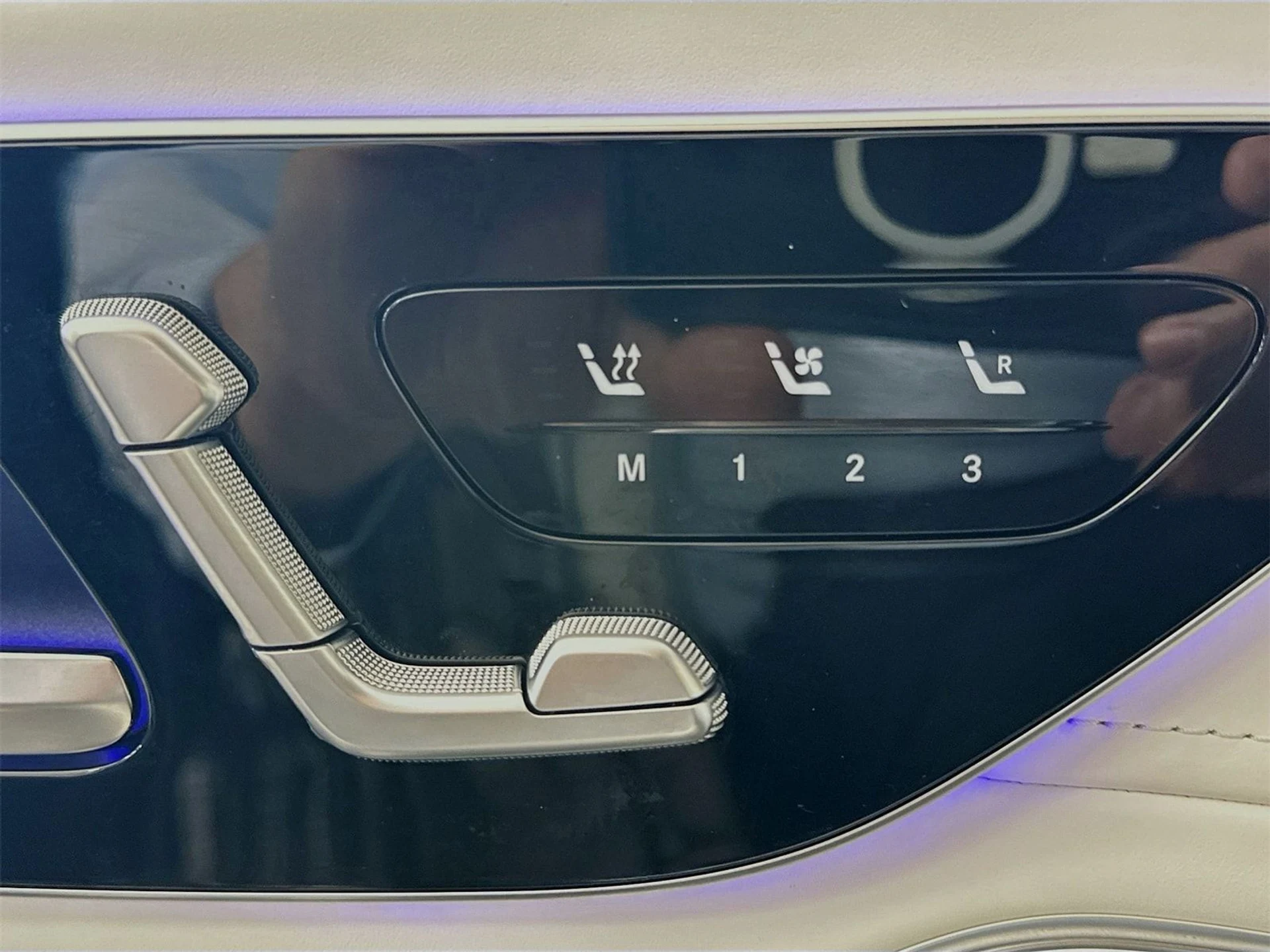 mph018_1311662579_89de51f208f5d1e4cdaf070b298365d1x_392ca75375