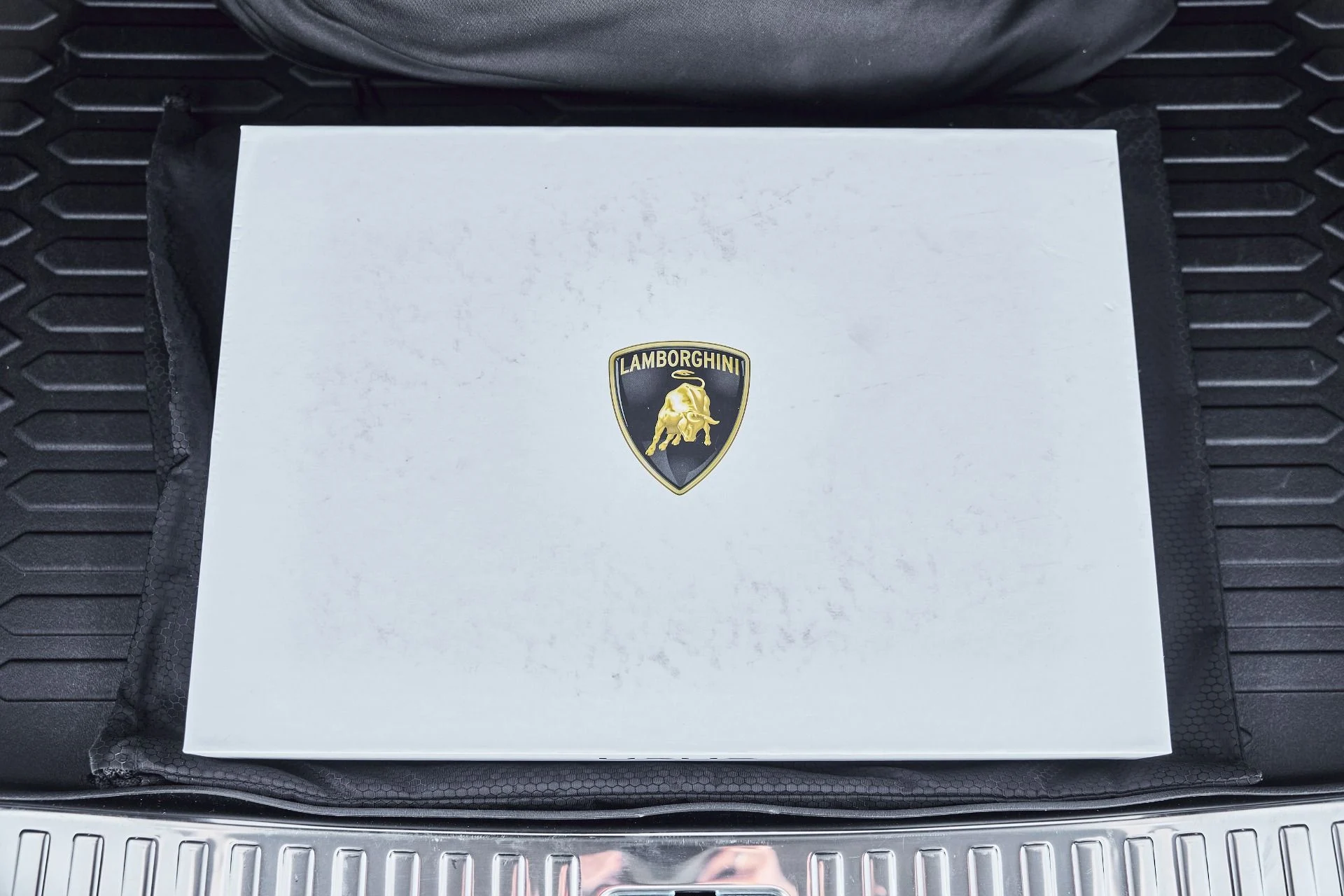 mph018_1312108553_Used_2023_Lamborghini_Urus_S_1780535951_99e3557d21