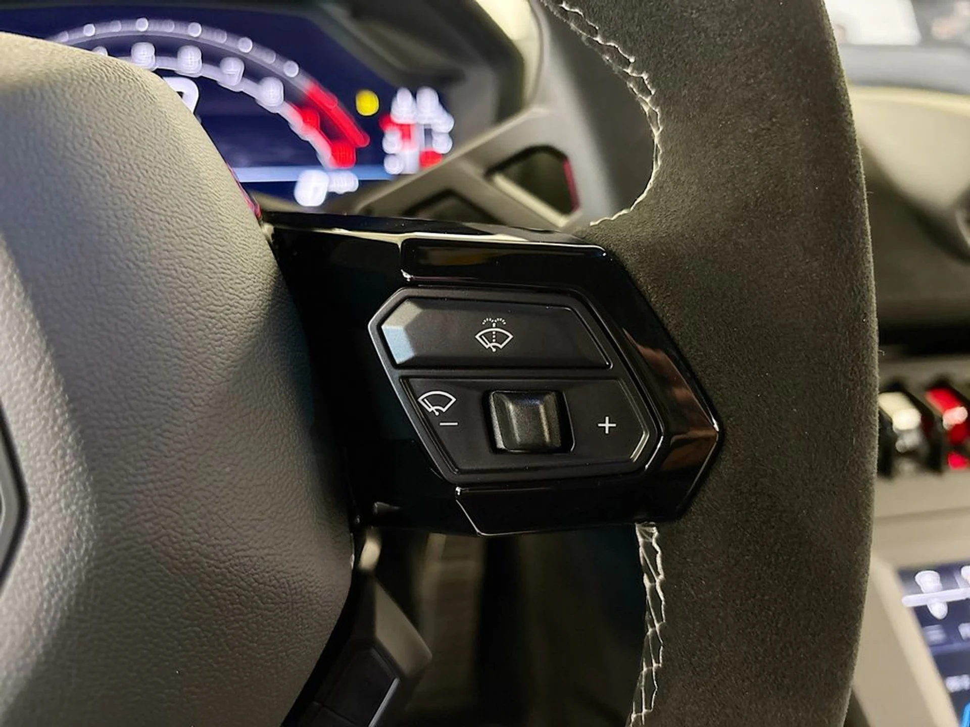 mph018_1315525463_b463cb475dee79b158aa4869658b54dc_688c9bd235