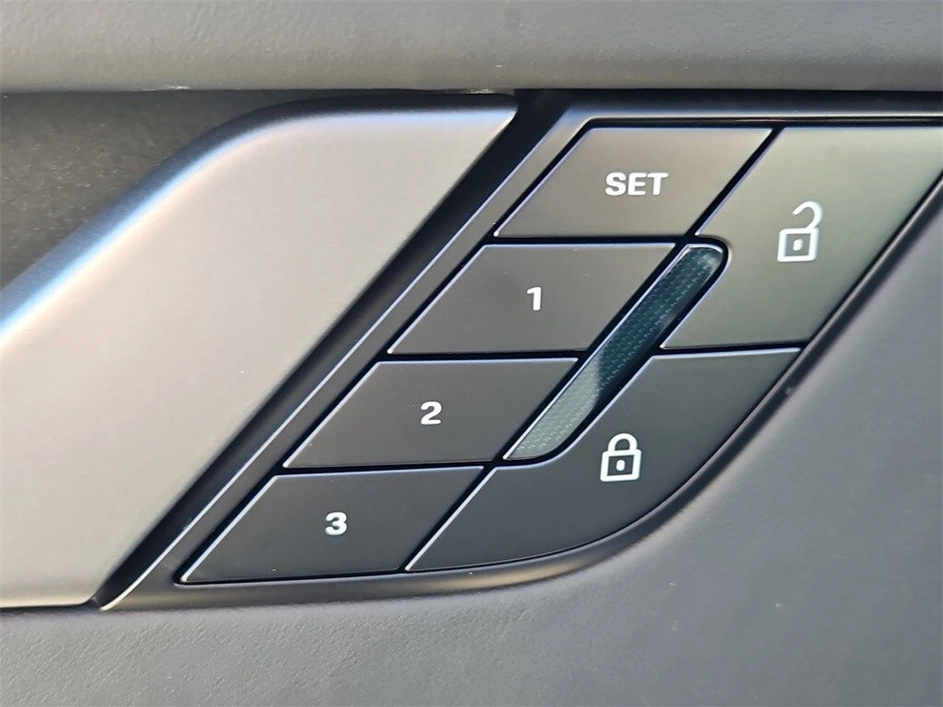 mph018_1320961788_78e31b332c0068634d8fb2e493dc3413x_2722d41039