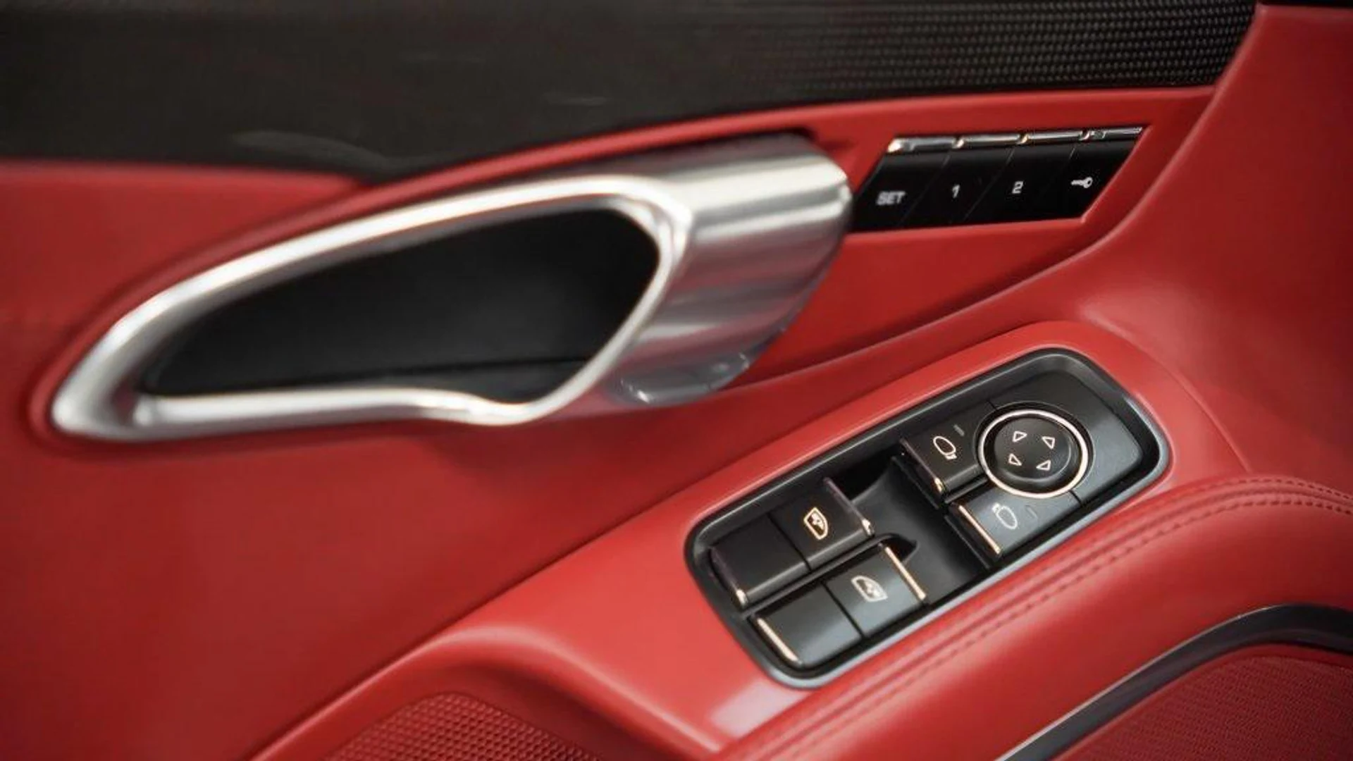 mph018_1324018024_ld7_XQ_Fvcf_M_Ubcb_Is_L5_Urs_C_Fhr_Us_142ba91d56