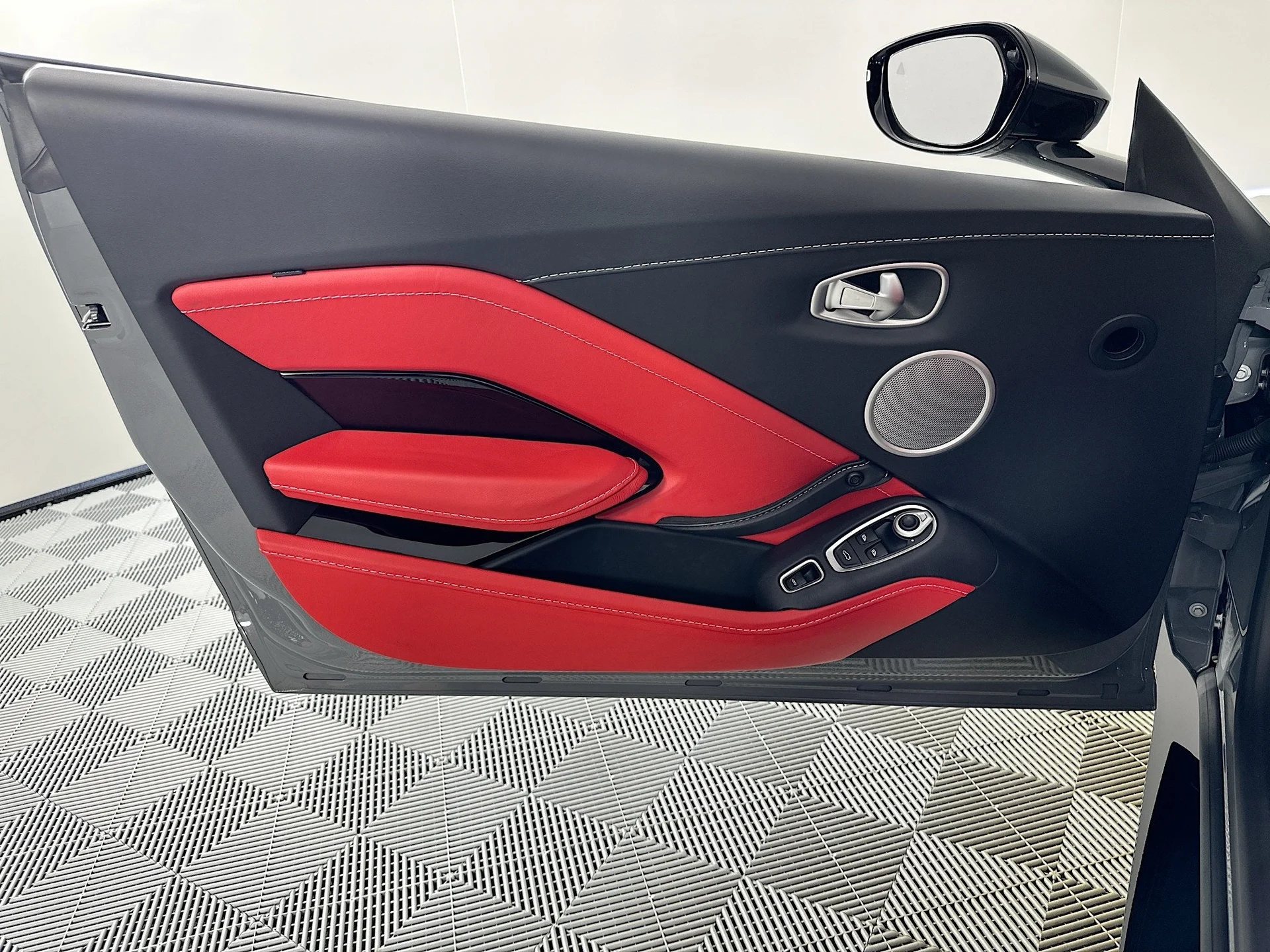 mph018_1330355513_19_f2b2e00a53