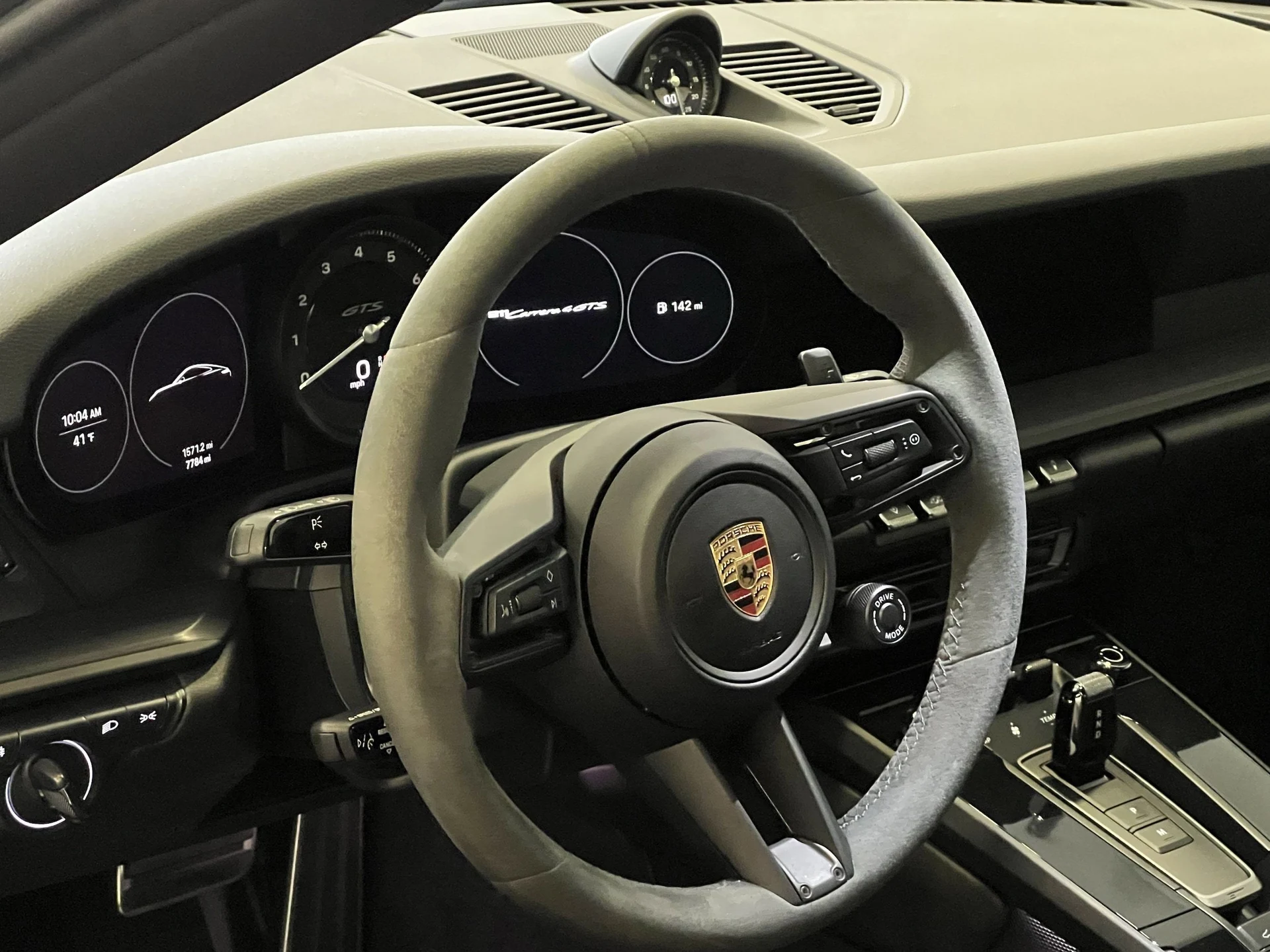 mph018_1332810854_6a59e0fabae052a8e62966fba390e17cx_ee4a32b108