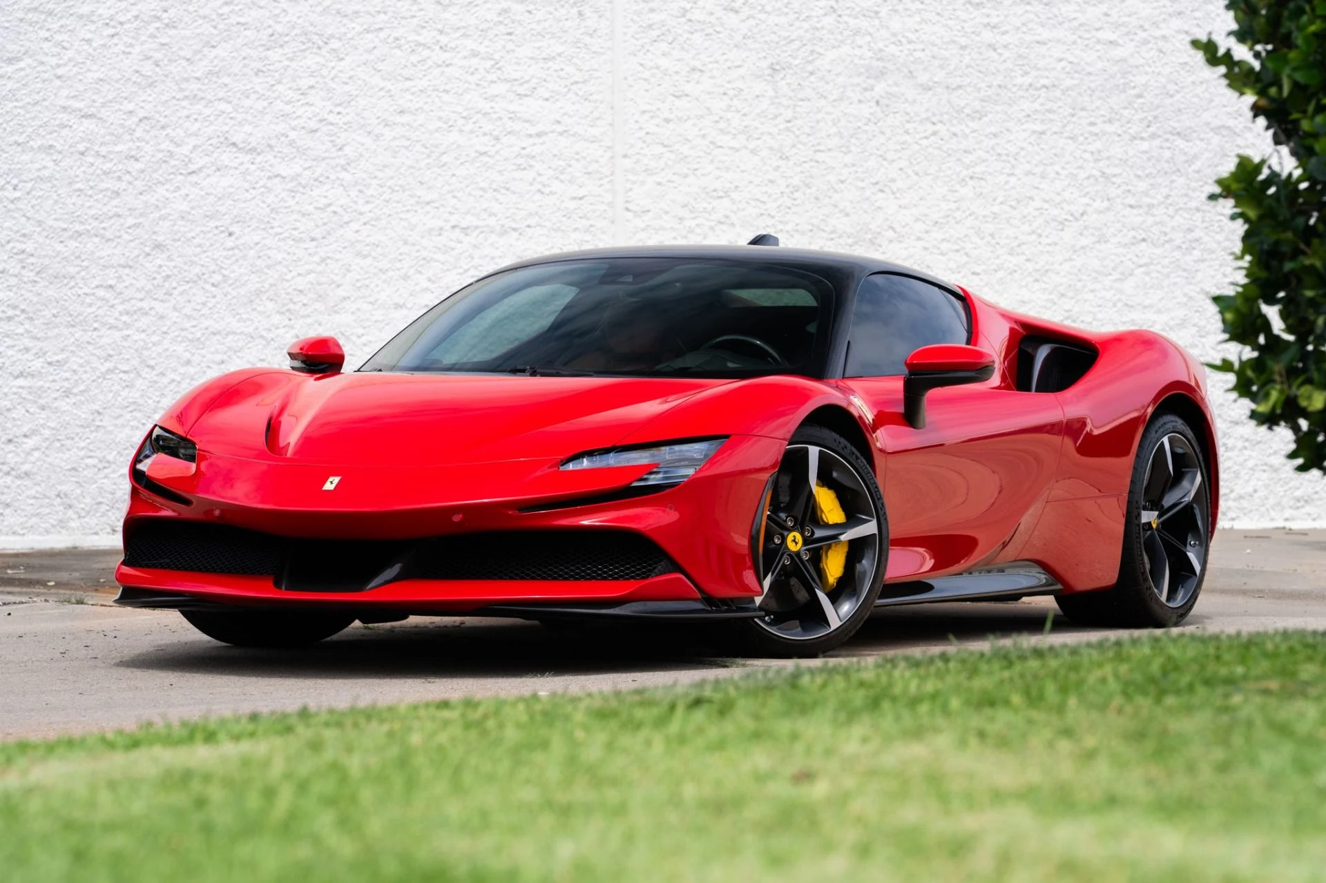 mph018_1343487397_Used_2023_Ferrari_SF_90_Stradale_1753986434_abcc717d7f
