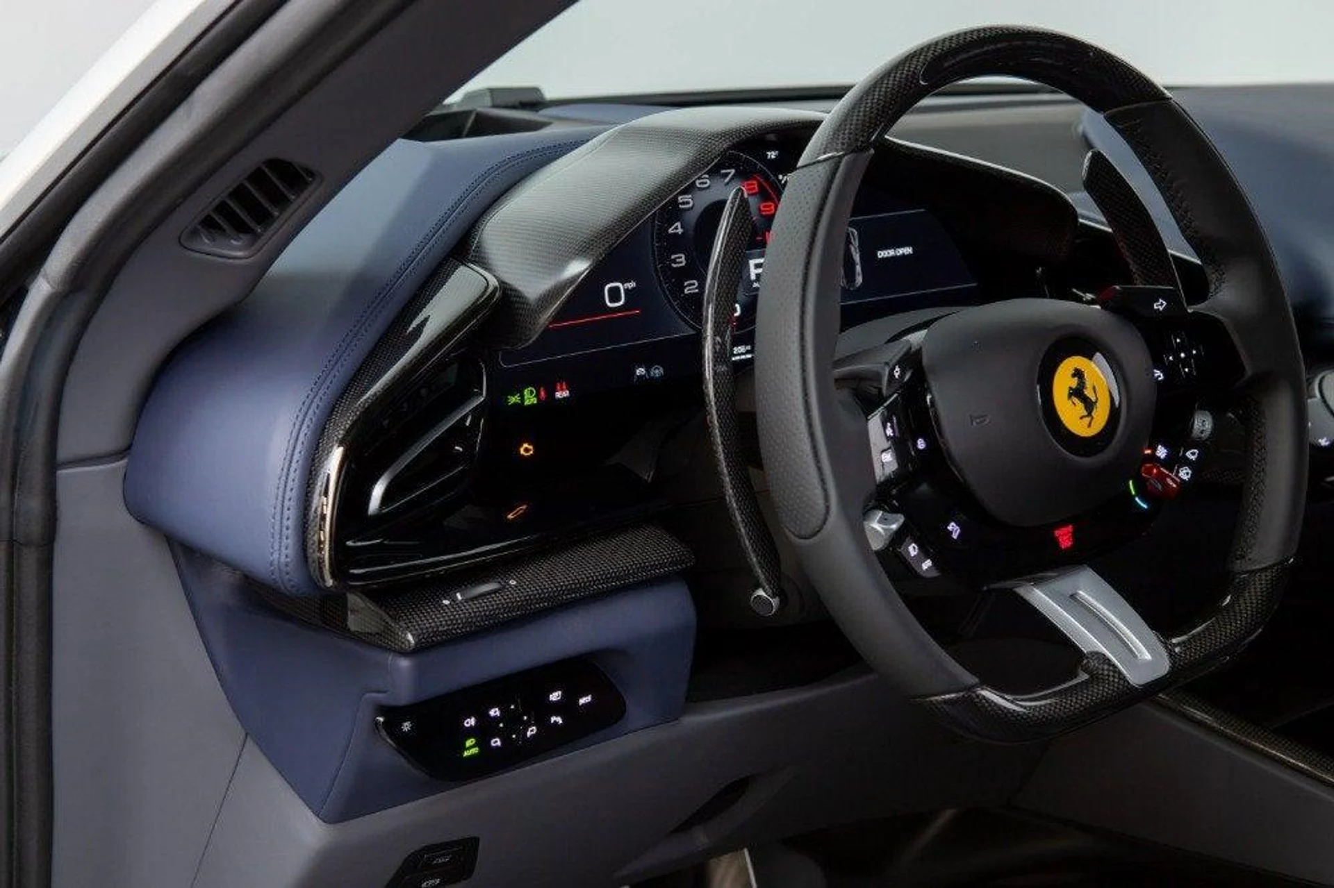 mph018_1346251648_Used_2023_Ferrari_Purosangue_1787233431_7830bdbdf4
