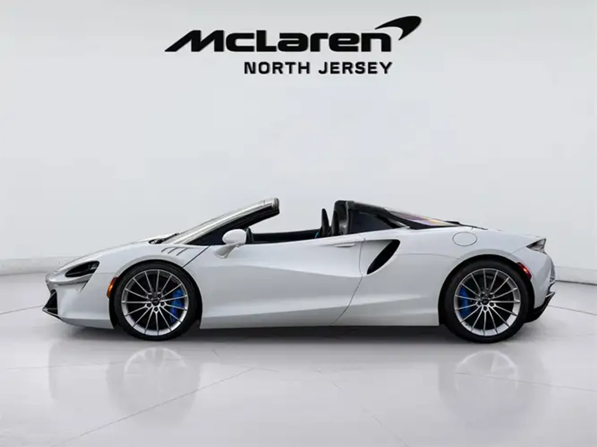 mph018_1347505947_u_N_Hs_UF_5sv_KT_5_M2_Qx_med_3d9a42ddd2