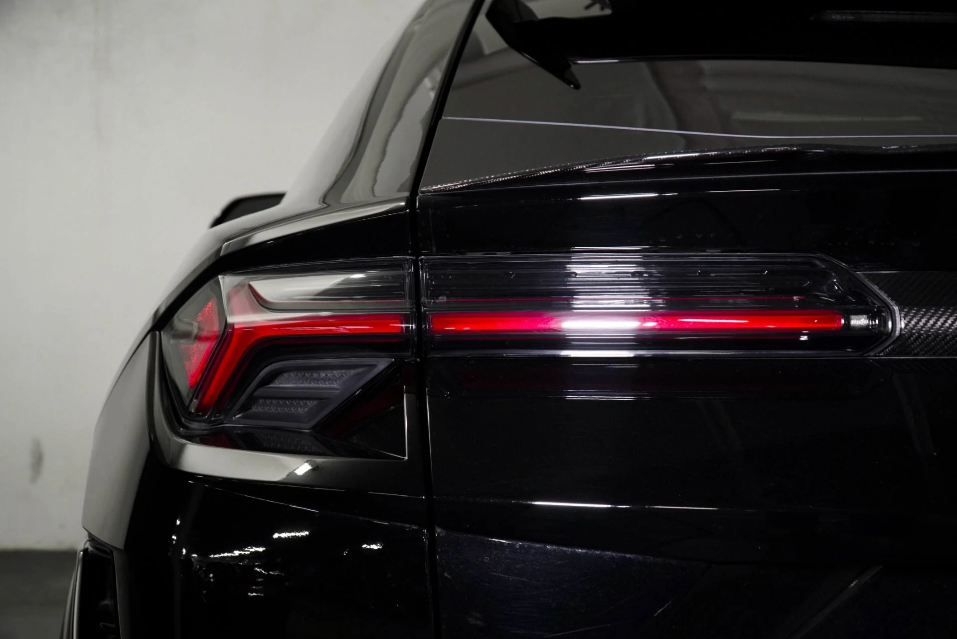 mph018_1348614037_Used_2023_Lamborghini_Urus_Performante_1773400071_7d64fcb8ef