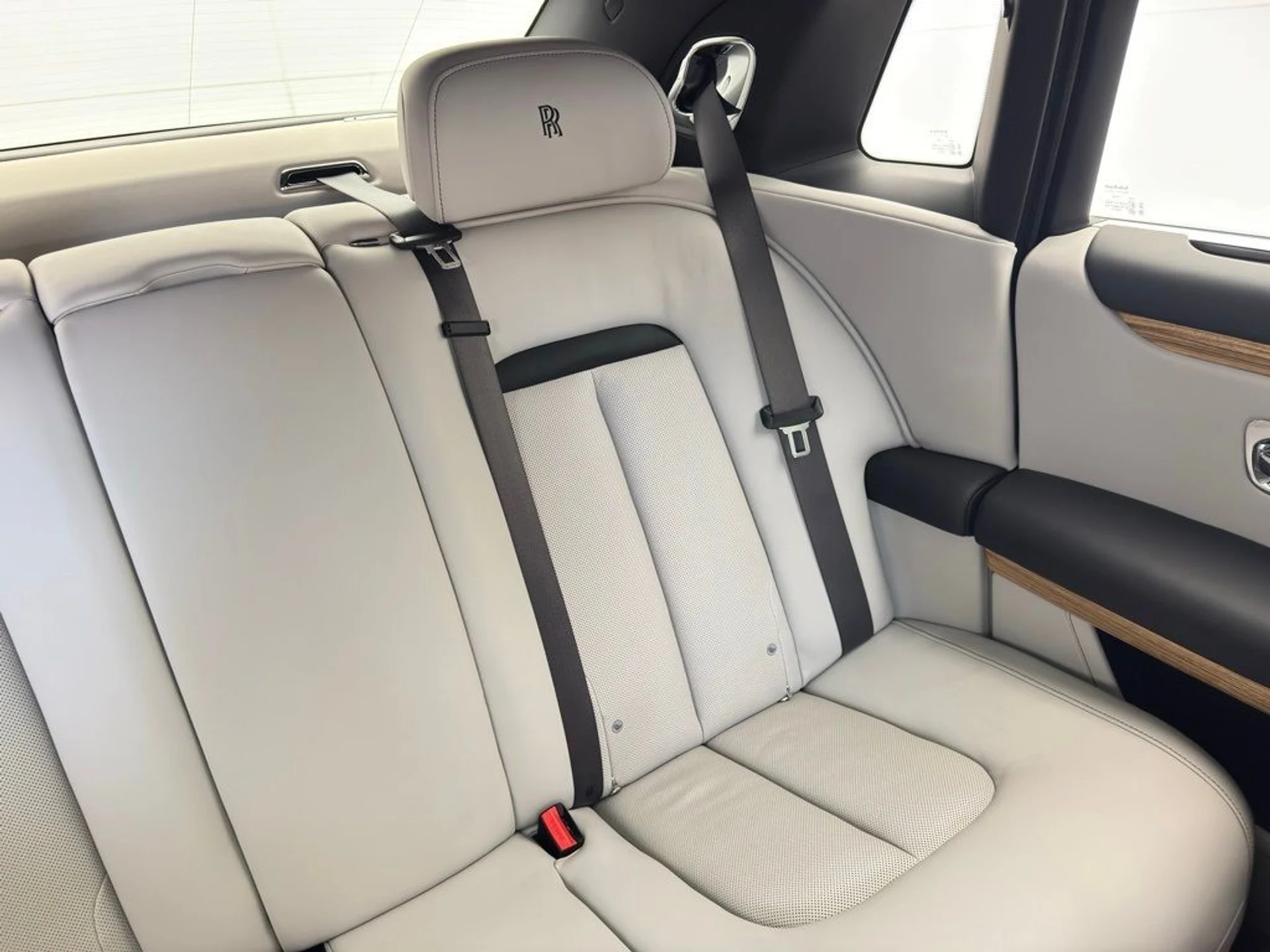 mph018_1358780775_6c3qpmnfxdmpnuv6pewzylua2ydd_3744cecfe6