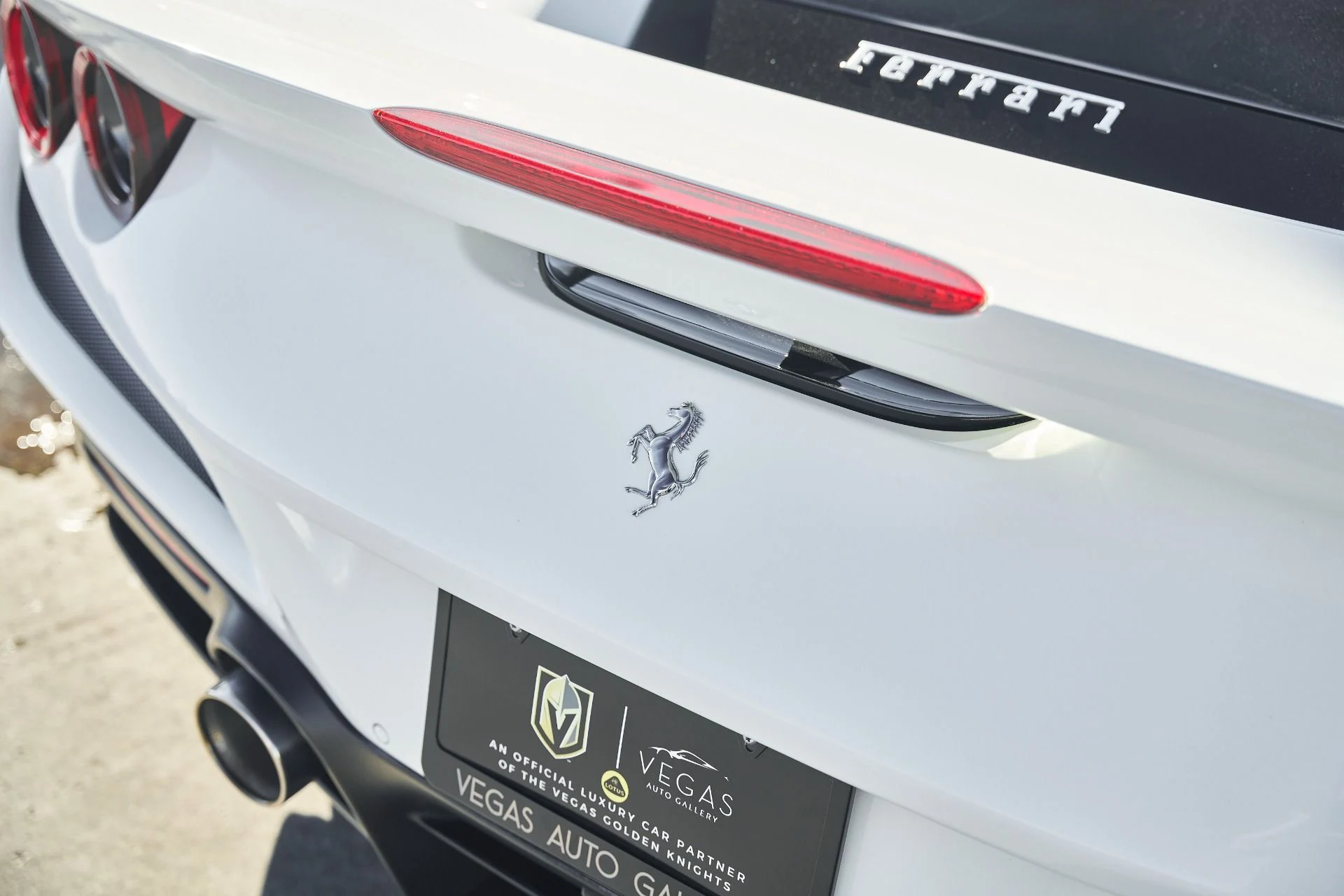 mph018_1360711695_Used_2021_Ferrari_F8_Tributo_1766025164_bb31686fe3