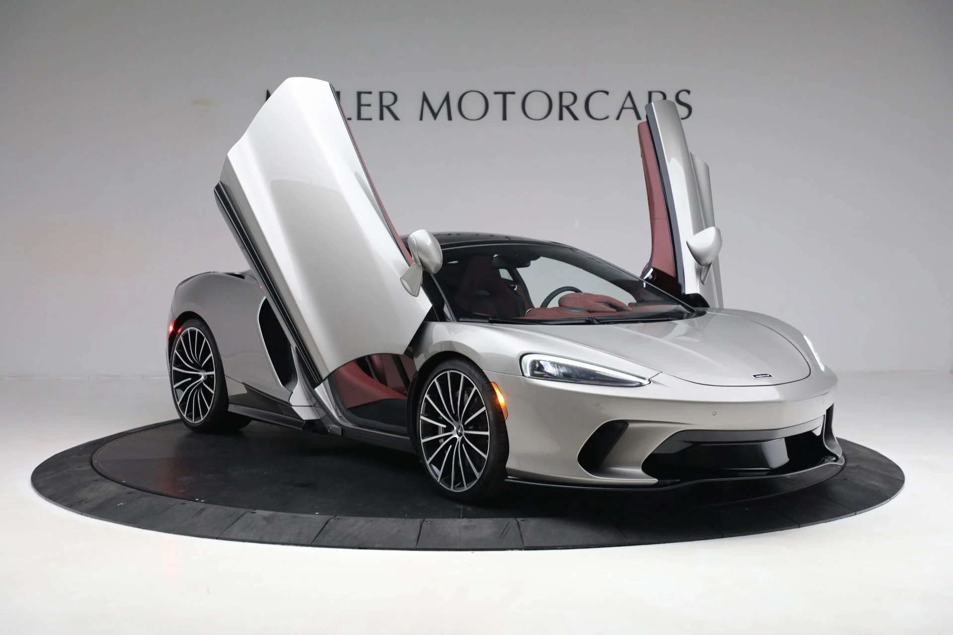 mph018_1361823685_Used_2023_Mc_Laren_GT_Pioneer_8022825d81