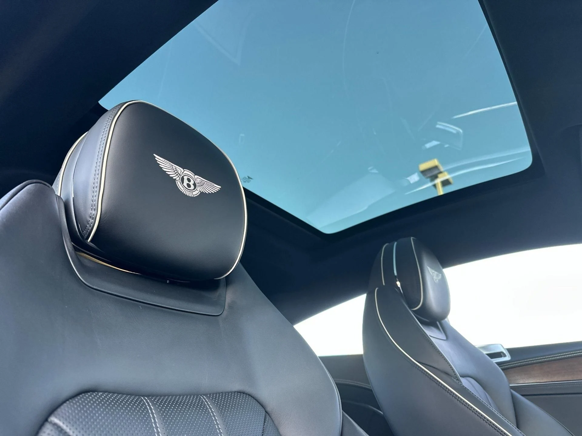 mph018_136243216_New_2026_Bentley_1764169755_41d5cc1b35