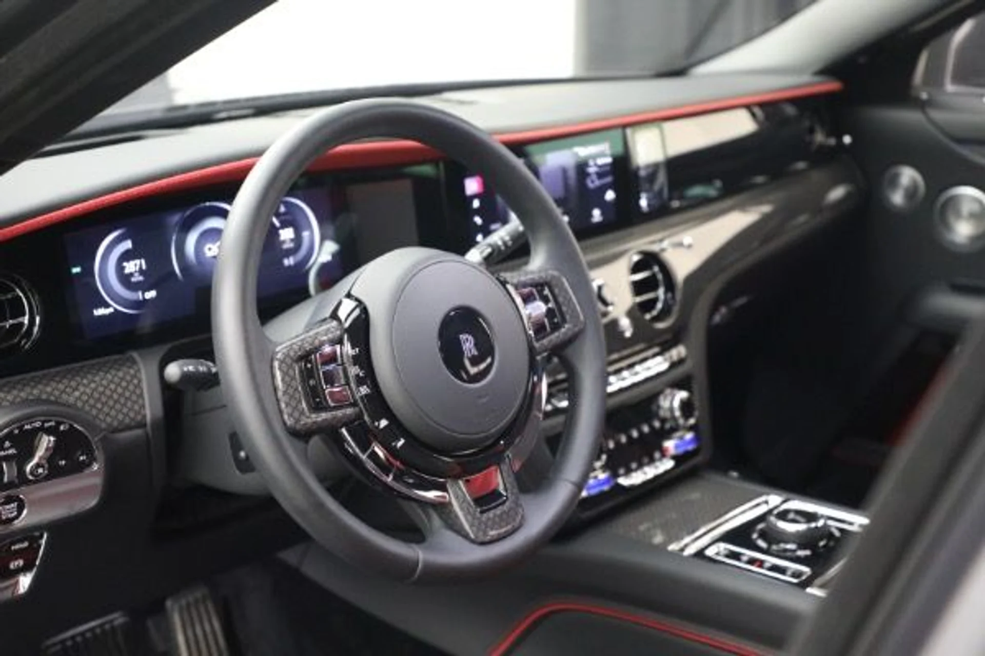 mph018_136336431_New_2025_Rolls_Royce_Black_Badge_Ghost_db9dd8aff6