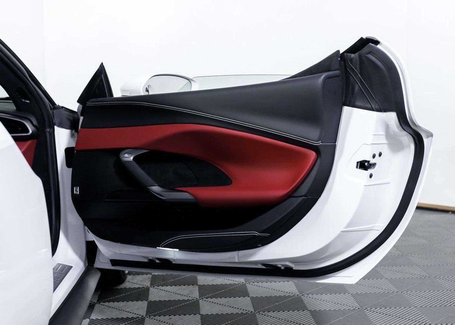 mph018_1368847632_6e2aa077adc98eef7bb14287ff11a63c_7e69855767