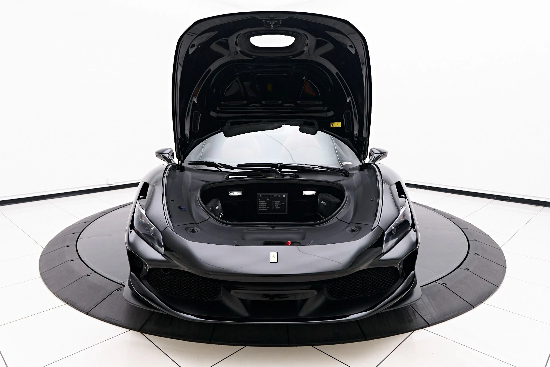 mph018_1369867133_Used_2022_Ferrari_F8_Spider_Base_1757638619_63523b8f6c