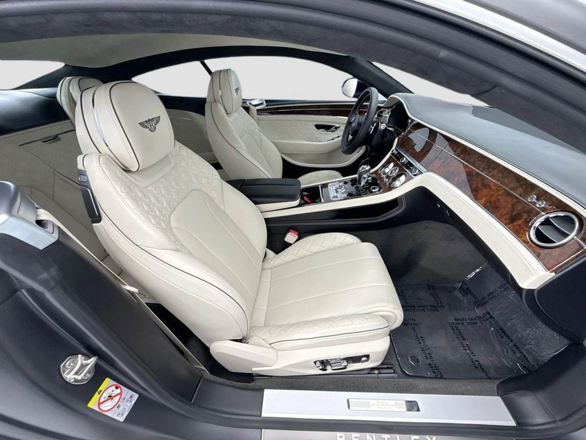 mph018_1375353850_used_2022_bentley_continental_gtmullinercoupe_8119_23012580_19_1024_895fefe1b5