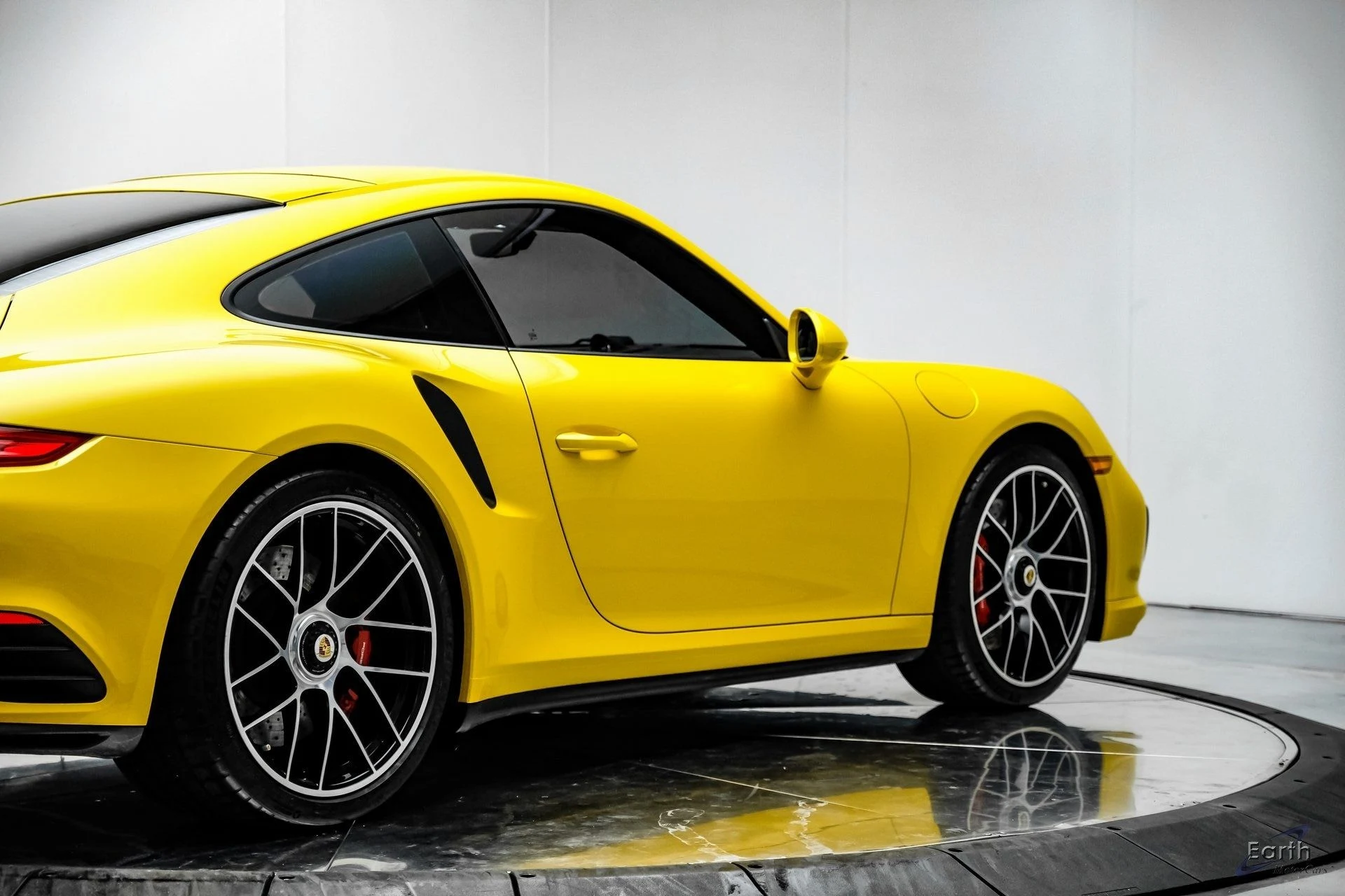 mph018_137544539_2e004ce07055529d42223b2f4eba5837x_2cf4216c51