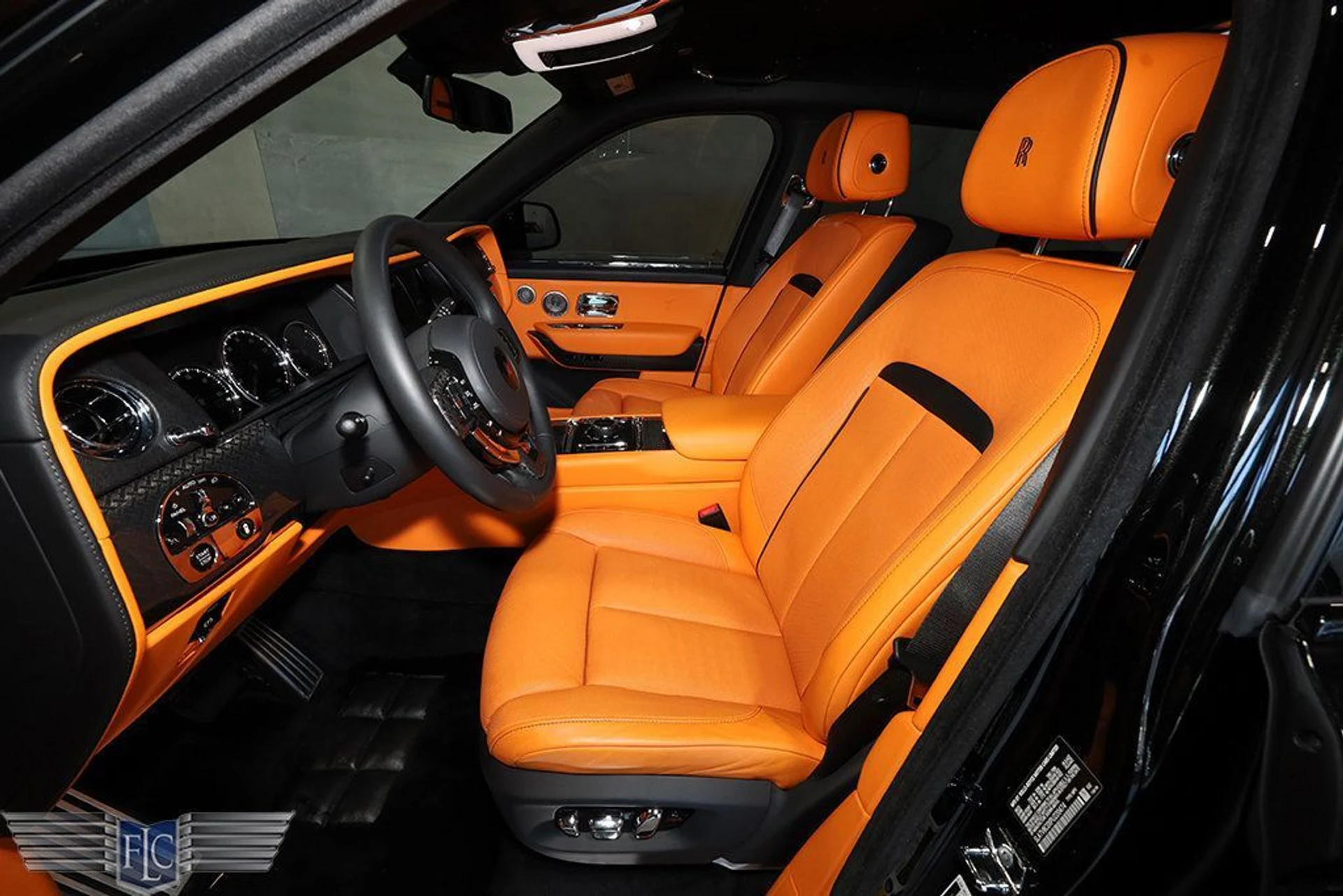 mph018_138568155_used_2023_rolls_royce_cullinan_blackbadgesportutility_9689_23001935_19_1024_10b84aff59