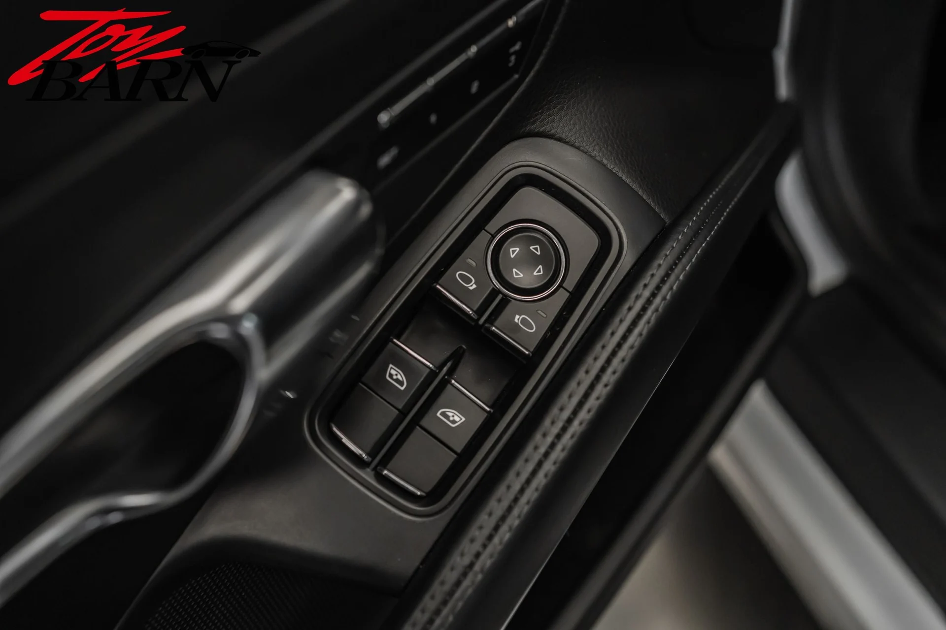 mph018_1386189078_a1f49e5c85a88a09e1028a69ad90a426x_38cd75cbed