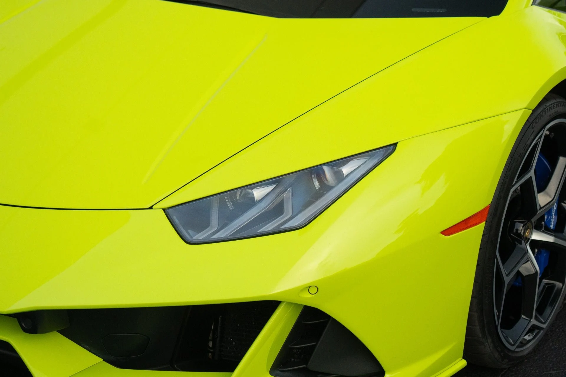 mph018_1391995207_Used_2020_Lamborghini_Huracan_EVO_1764467692_3bc8d5c0a2