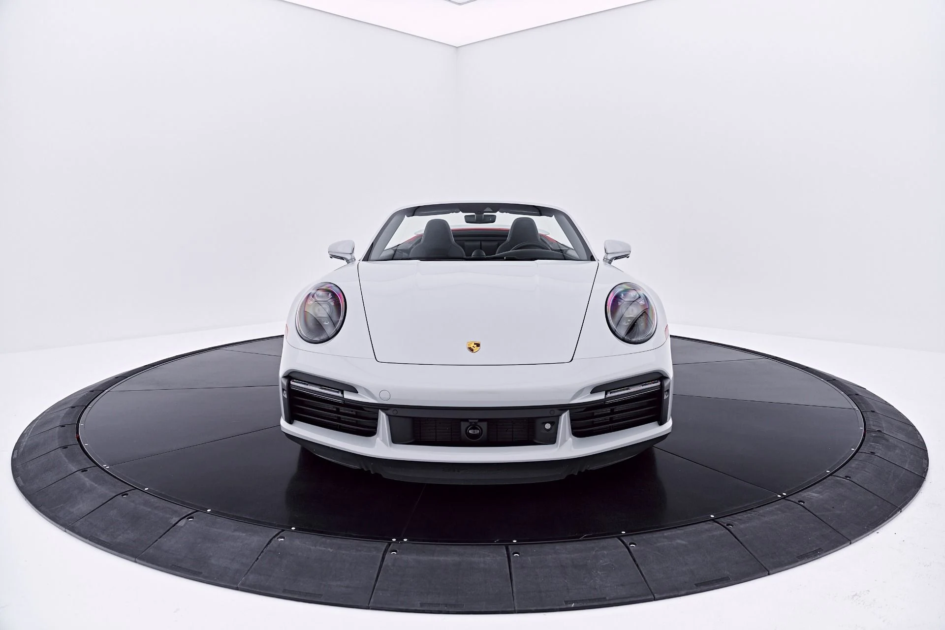 mph018_1407107914_Used_2024_Porsche_911_Turbo_S_1782870639_9ae3e0607e