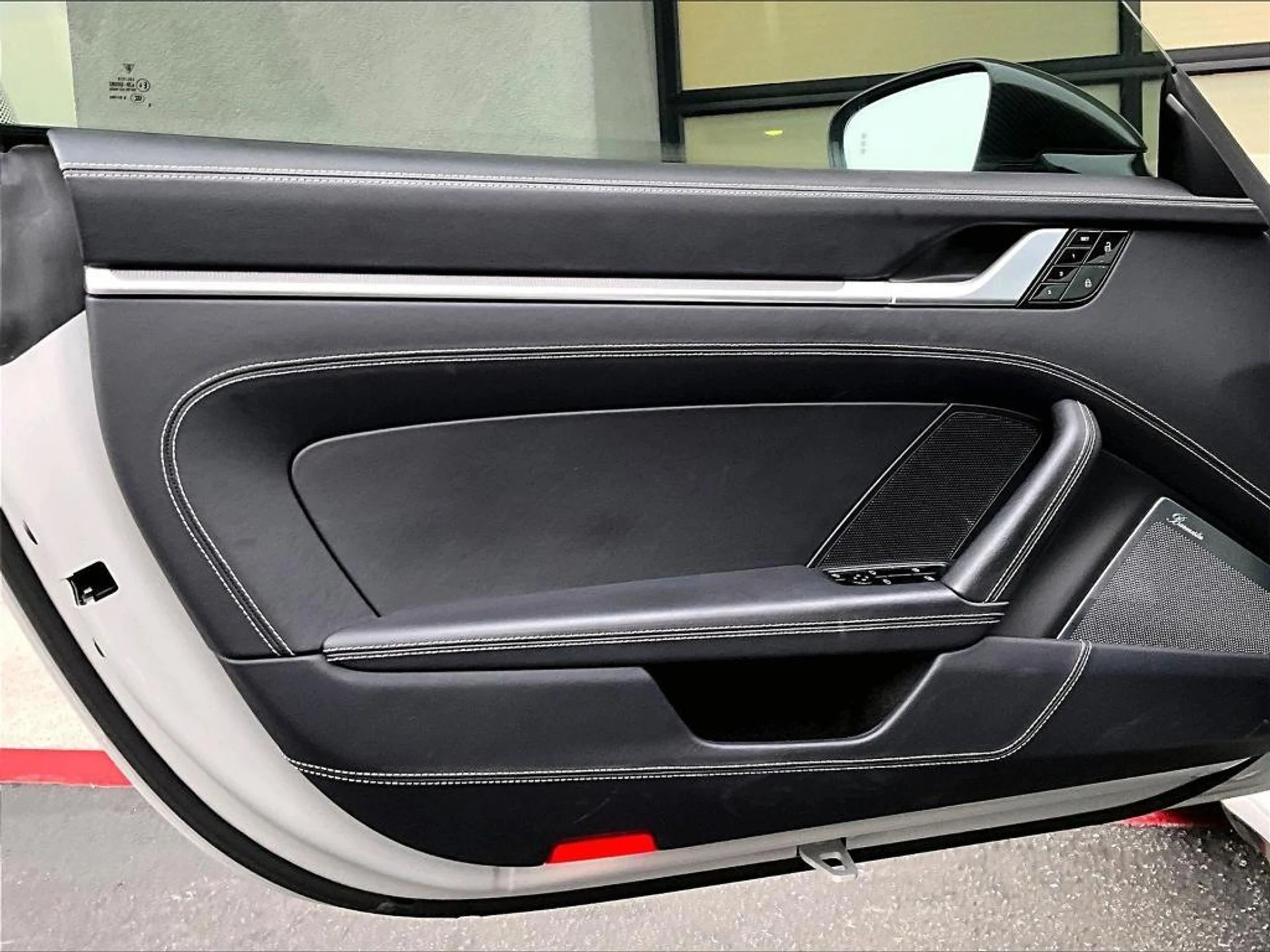 mph018_141257535_WCZQ_5t_Br6oh3ik_G_Qq_U_Zl3_Za_H_Bo_2a4d92b71f