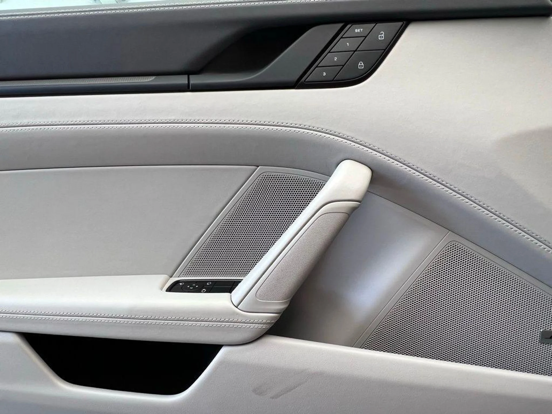 mph018_1421663516_Cwha_Cd_VA_4ea8o76z_TZJG_Qsw57b4_d37c44cc5a