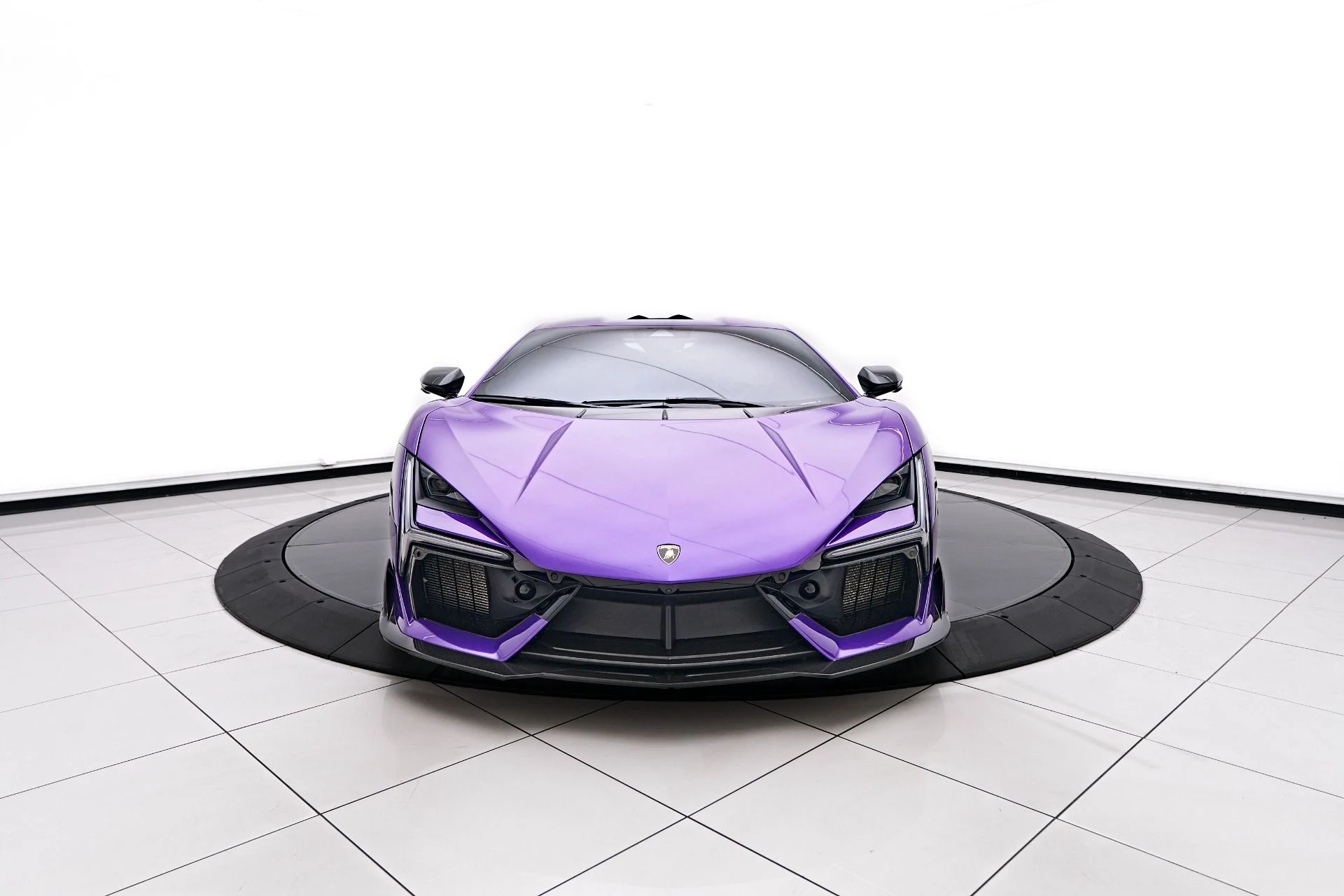 mph018_1424342975_Used_2024_Lamborghini_Revuelto_Base_1756862221_55dec22d2e