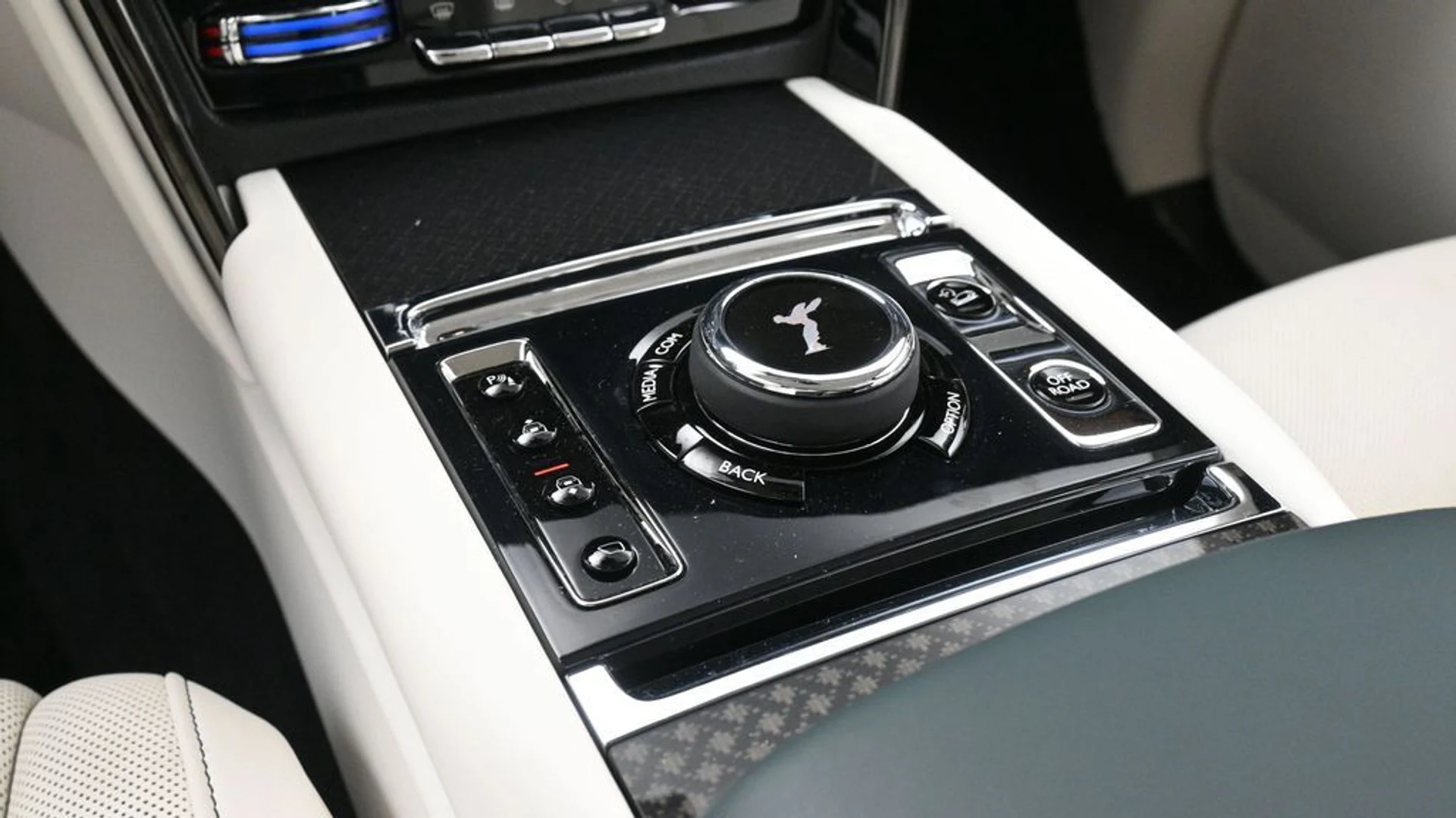 mph018_1426768434_a78d50abecc2a1c27e444f3a5047a2a4x_2ec9297f25