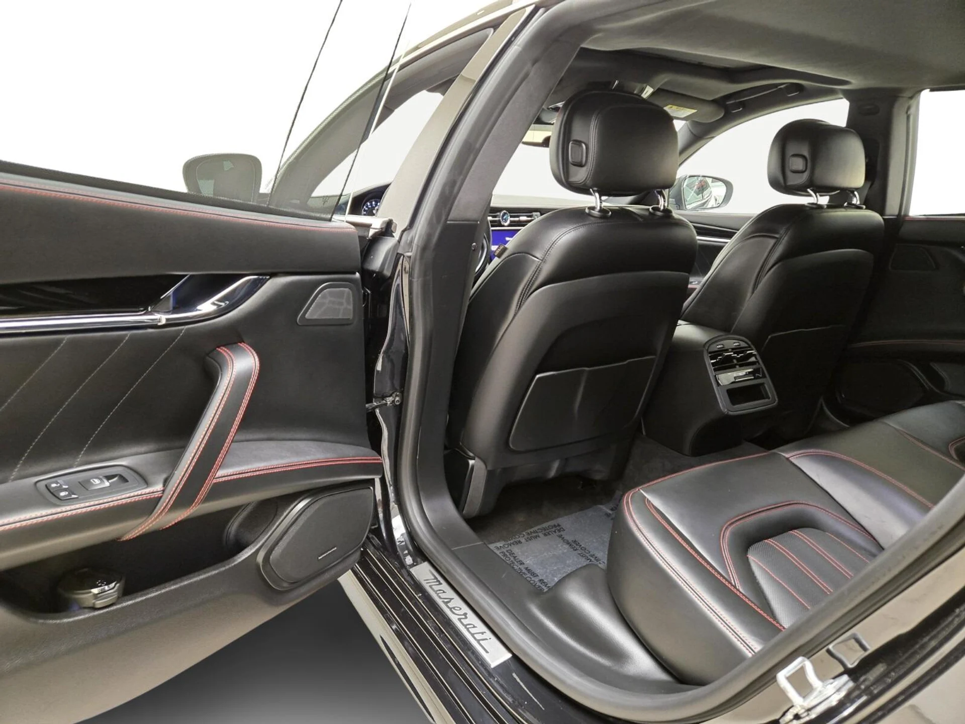 mph018_143486210_Used_2022_Maserati_Quattroporte_Modena_1771397345_6de9dbd3b5