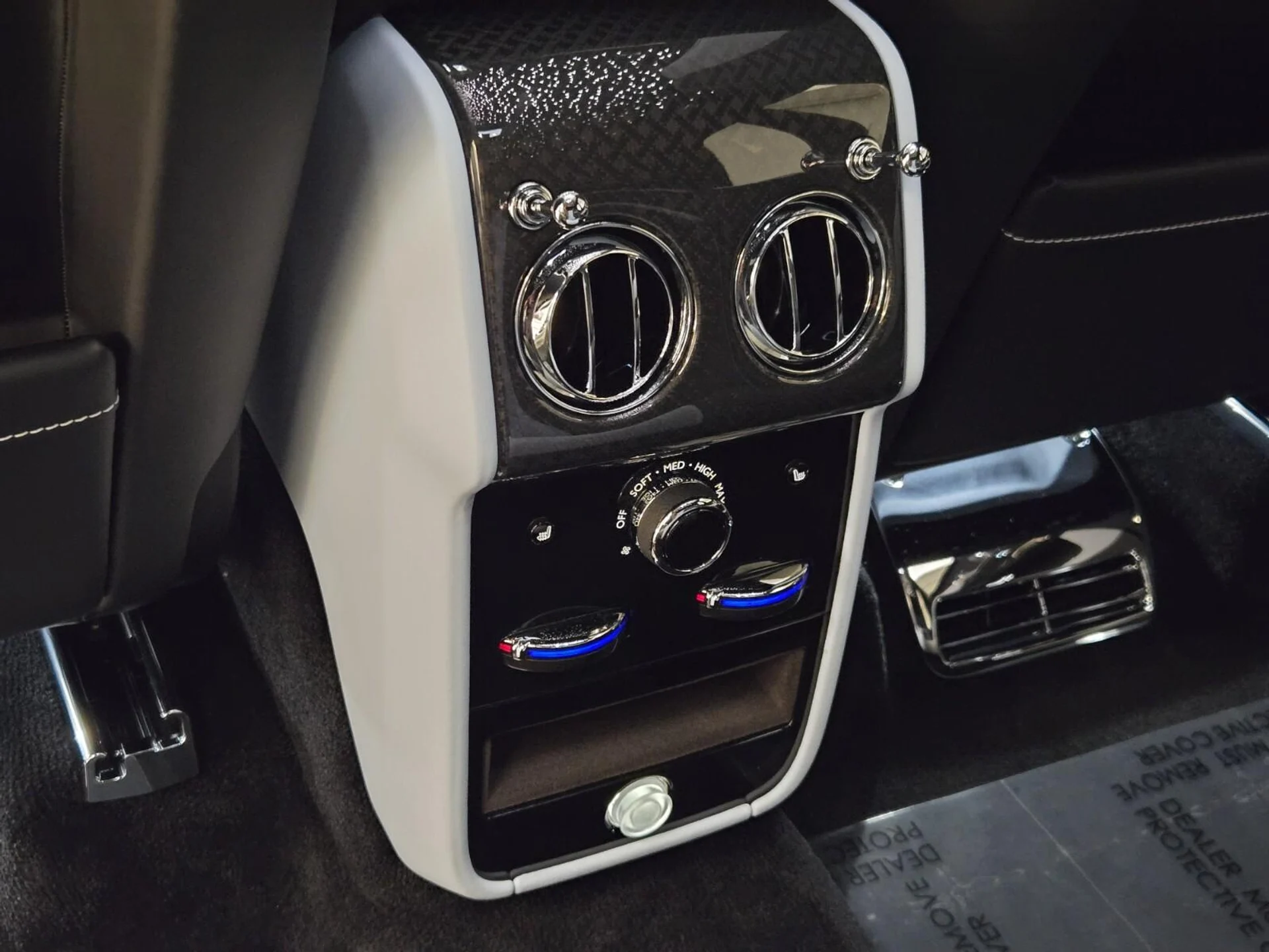 mph018_1440796705_New_2026_Rolls_Royce_Cullinan_1768889989_c2543f0e8d