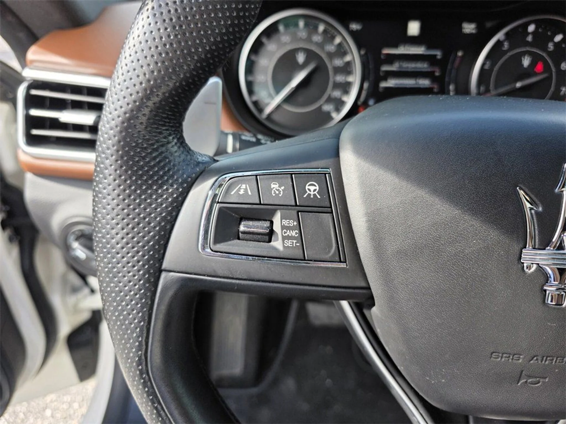 mph018_144205169_9ac91cec49a7d38e7b63cfdb597cf45d_8aff056e67