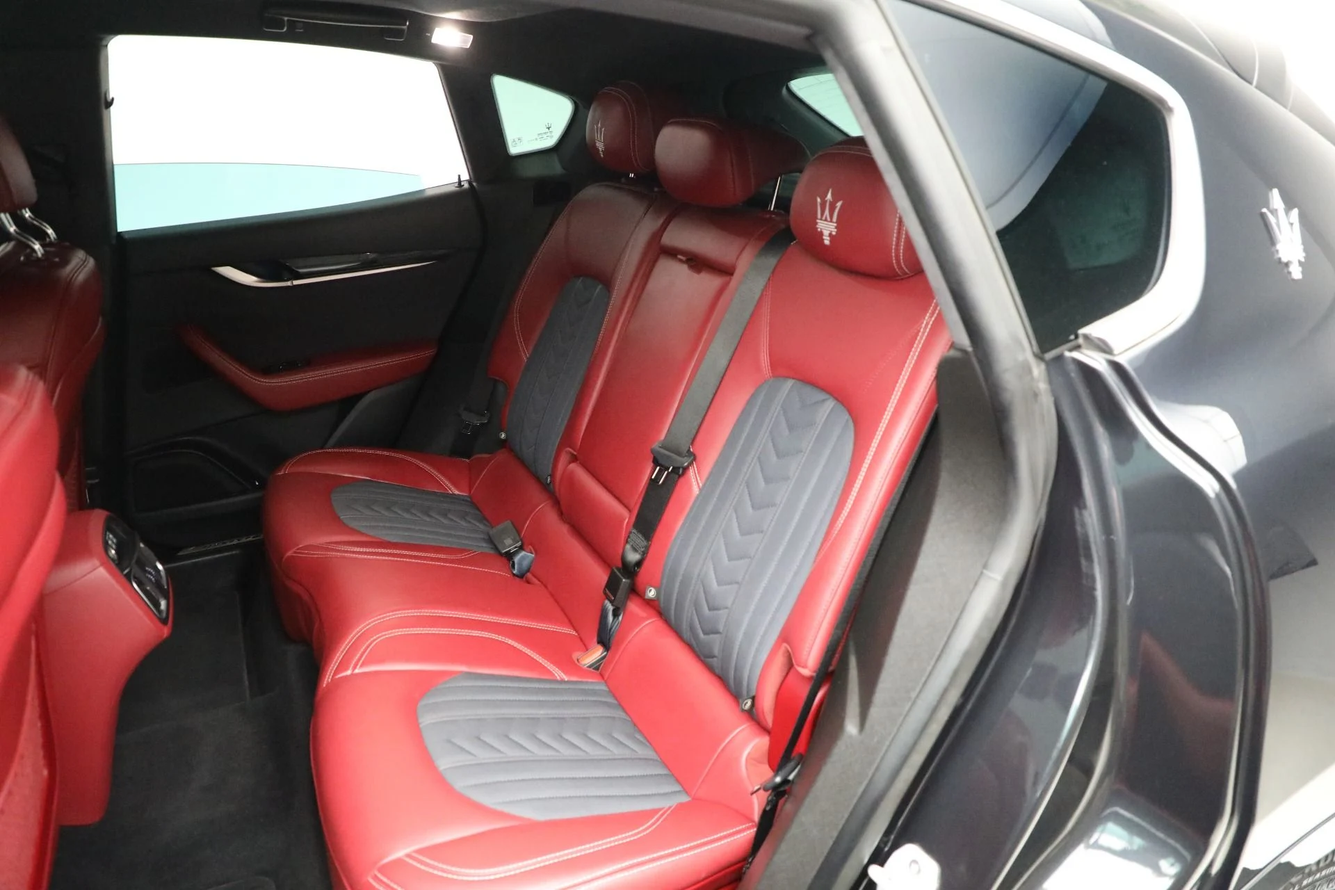 mph018_1444595889_Used_2022_Maserati_Levante_GT_ea04a62b04