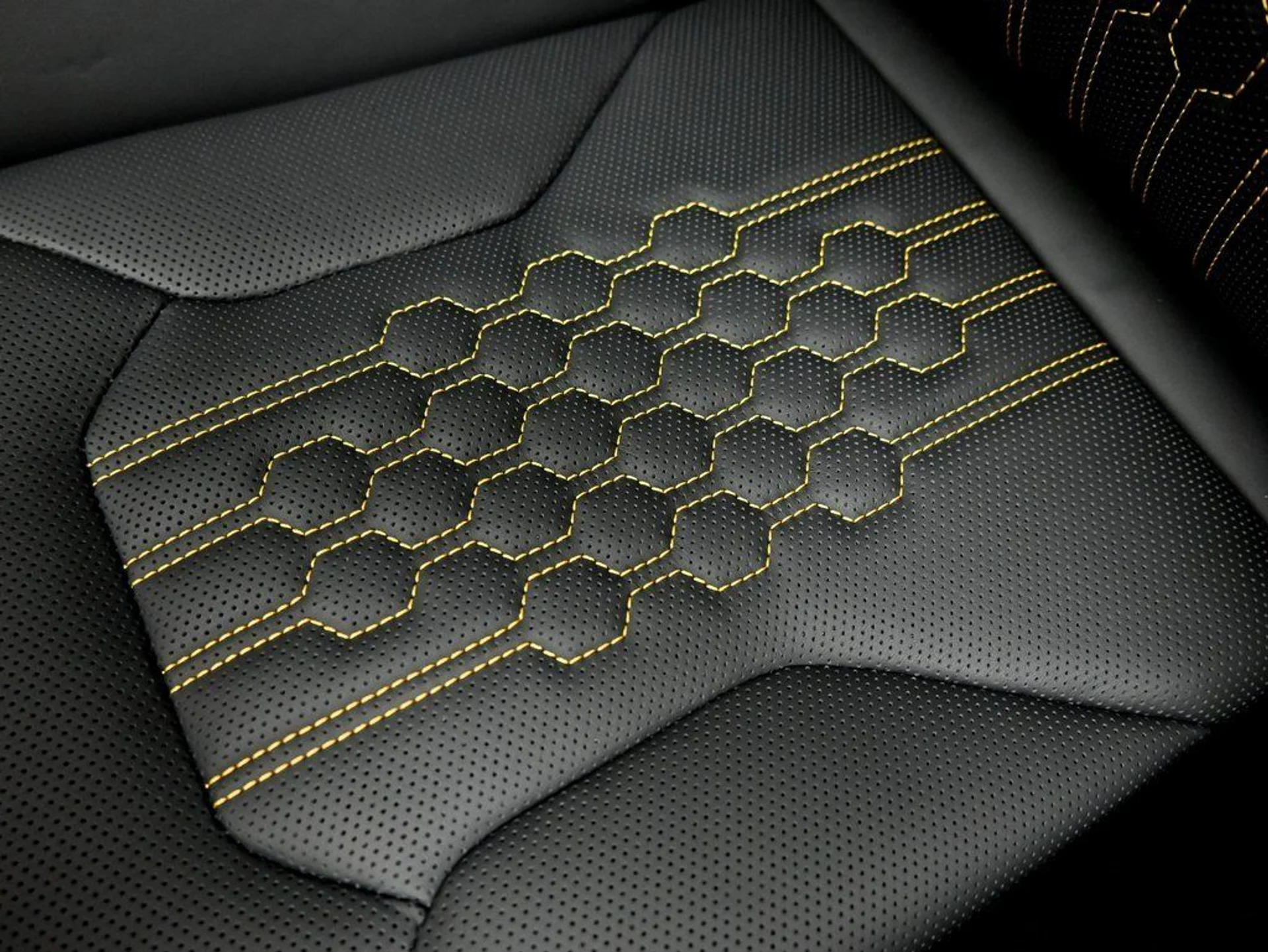 mph018_1445344697_fdf63deffcd376132ecf599056b89f94_dcb6a4158d