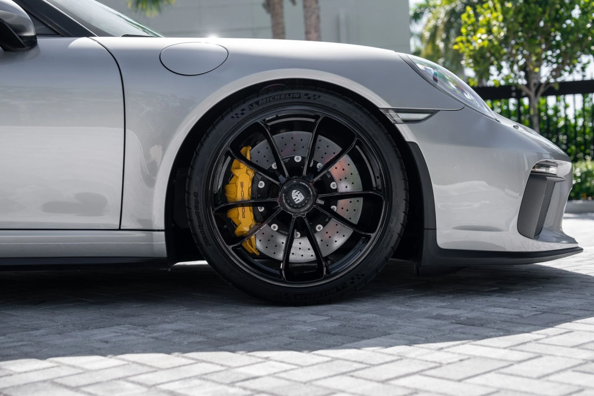 mph018_1447954526_Used_2019_Porsche_911_Speedster_1781046590_c78479cbfb