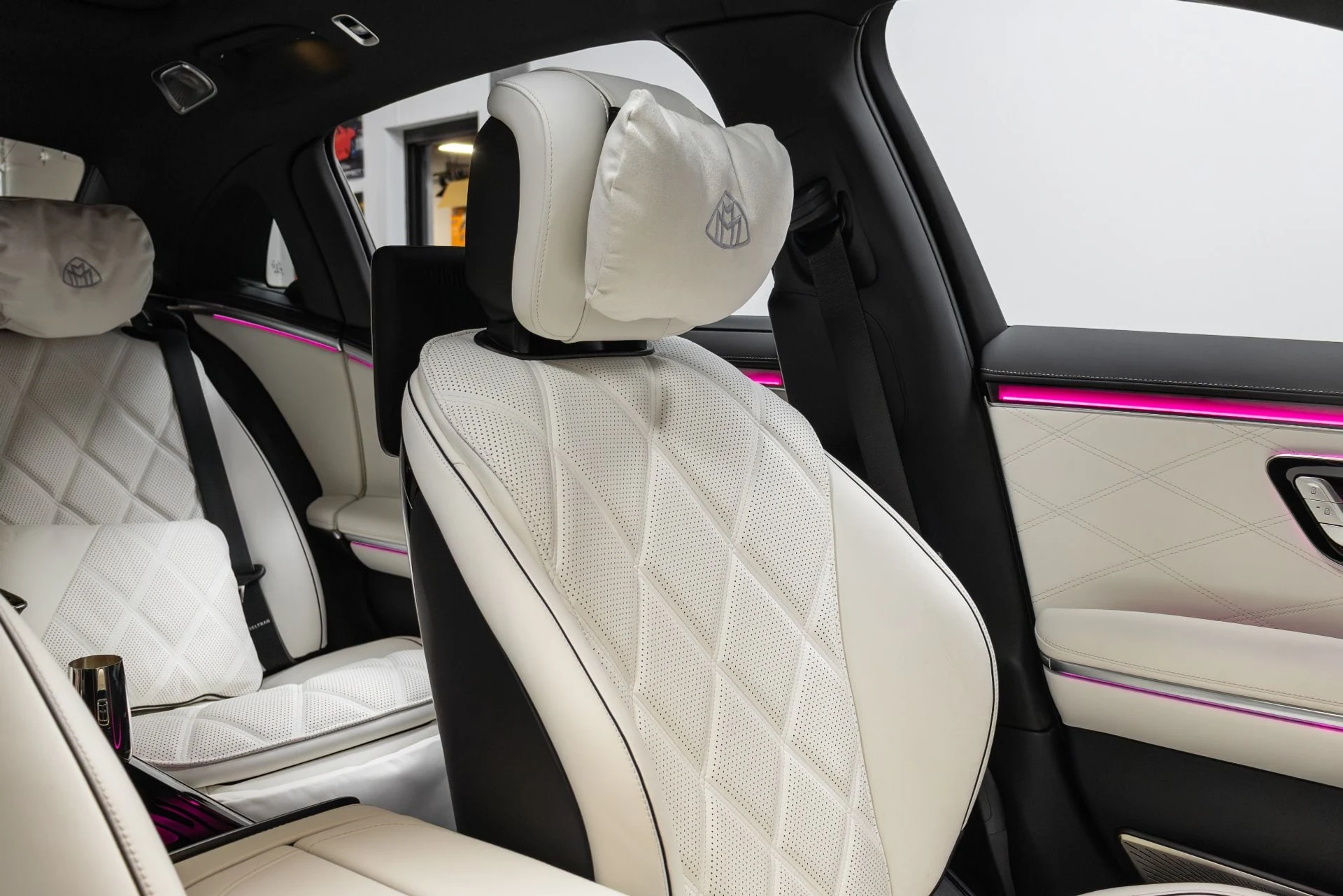 mph018_1451485366_Used_2024_Mercedes_Benz_S_Class_Maybach_S_680_4_MATIC_1766186559_2579402df8