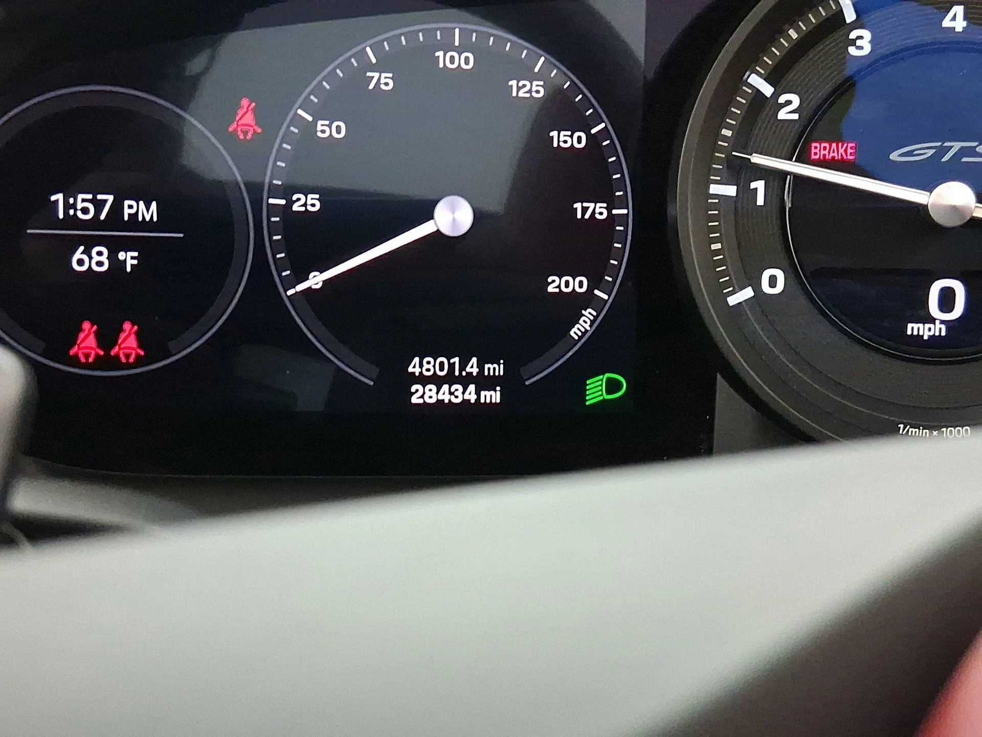 mph018_145845507_bb76ef579fd150d0aaea18fd07ea9fffx_596bb163e0