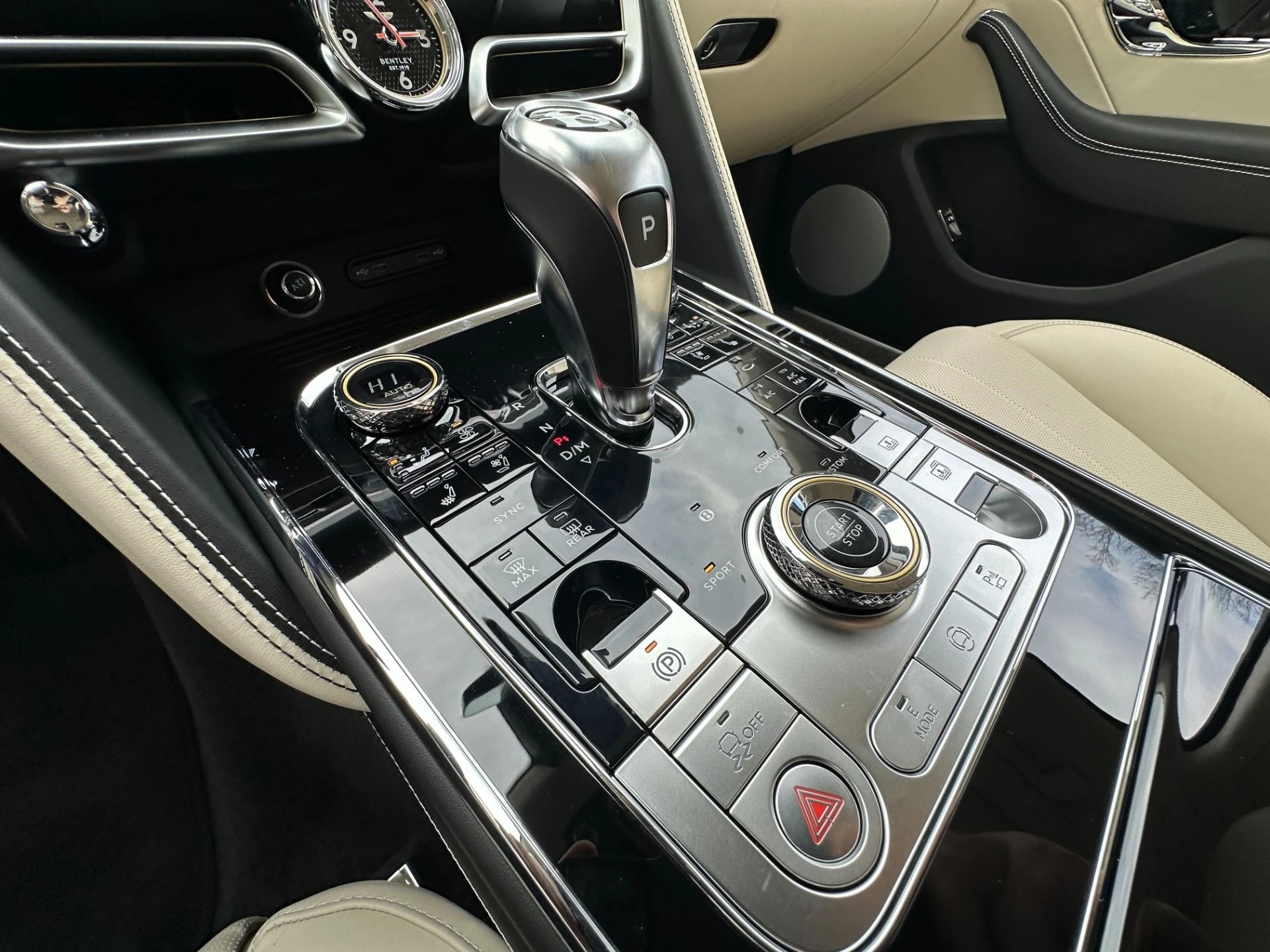 mph018_1459283975_Used_2026_Bentley_Flying_Spur_1784742207_6812b99632