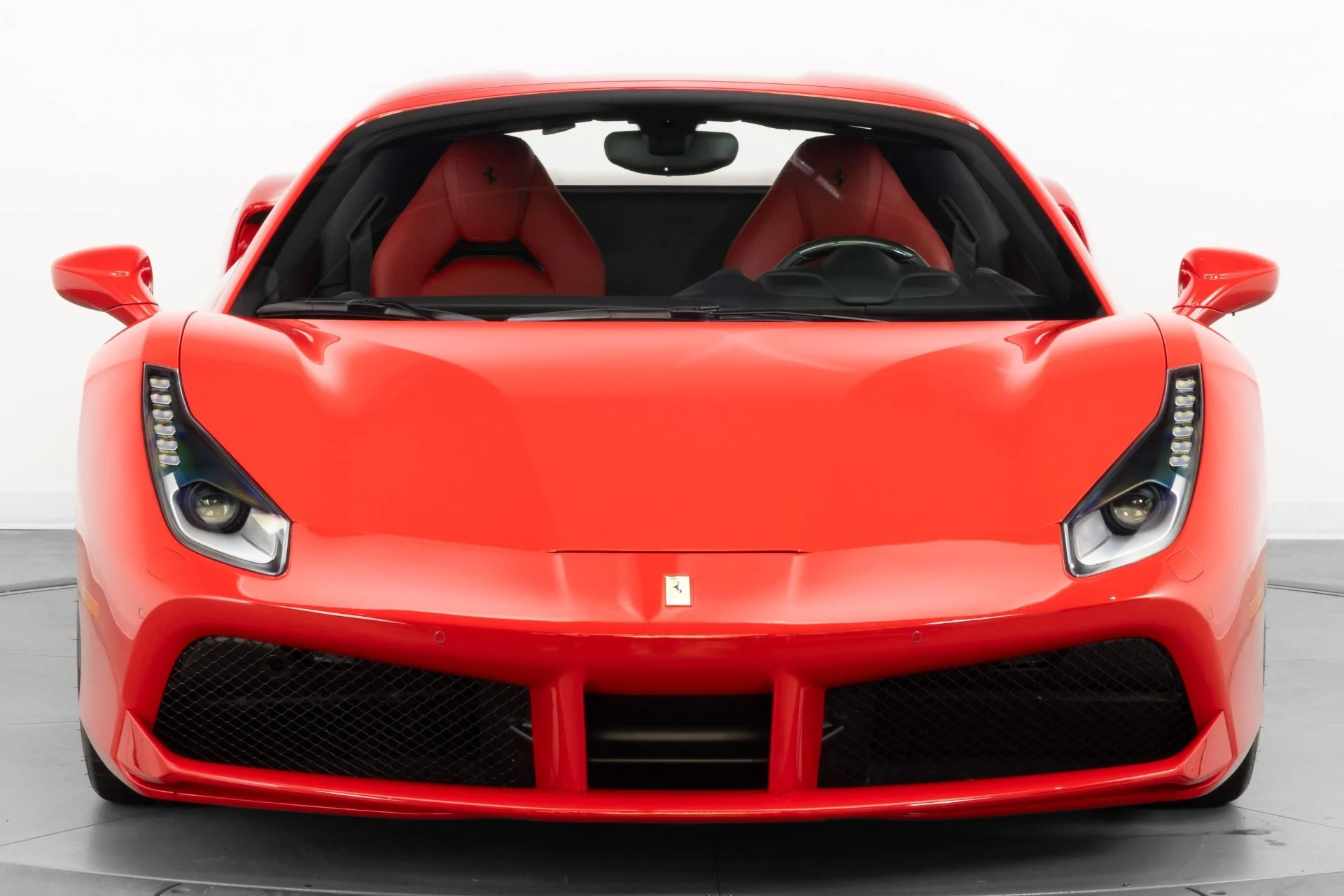 mph018_1472952927_Used_2017_Ferrari_488_Spider_1782928038_3cf59c7a7c