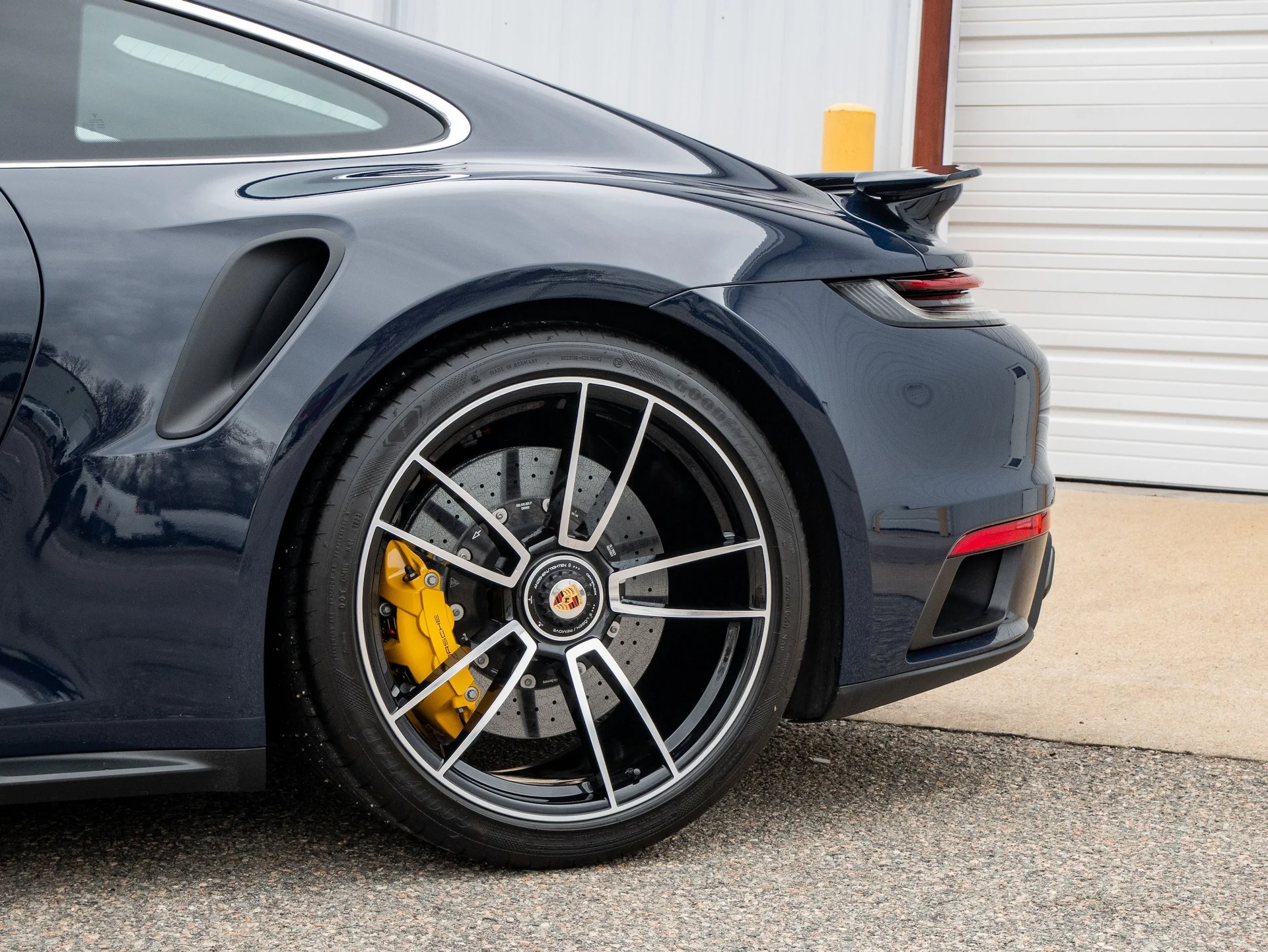 mph018_1477642180_6ca213cfbb0077901782178a2009dad6x_7b7f32c765