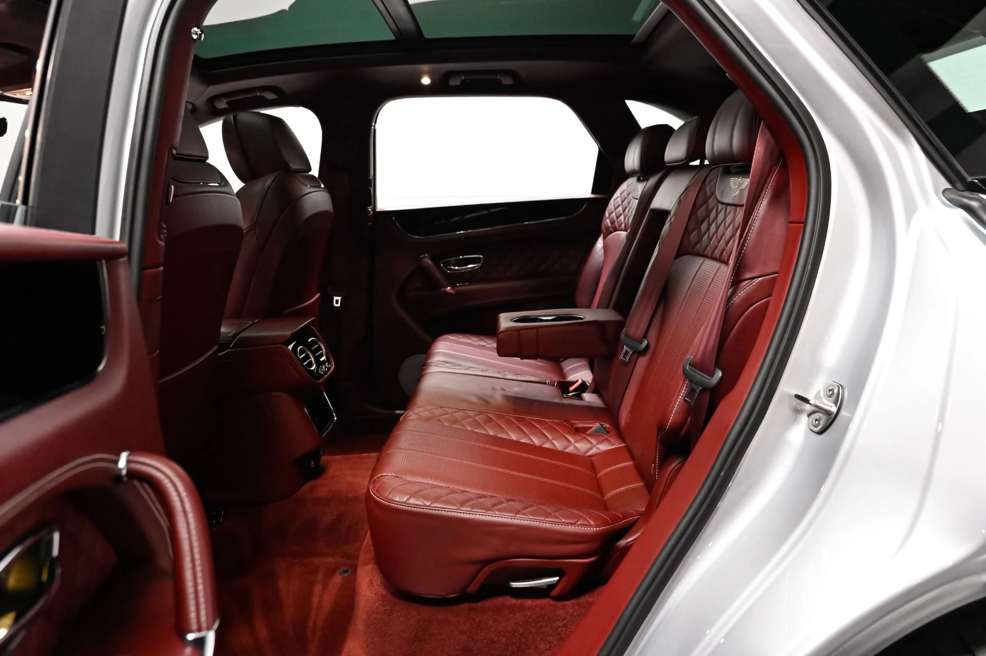mph018_1480235108_Used_2019_Bentley_Bentayga_V8_1790790917_38fc4c1c53