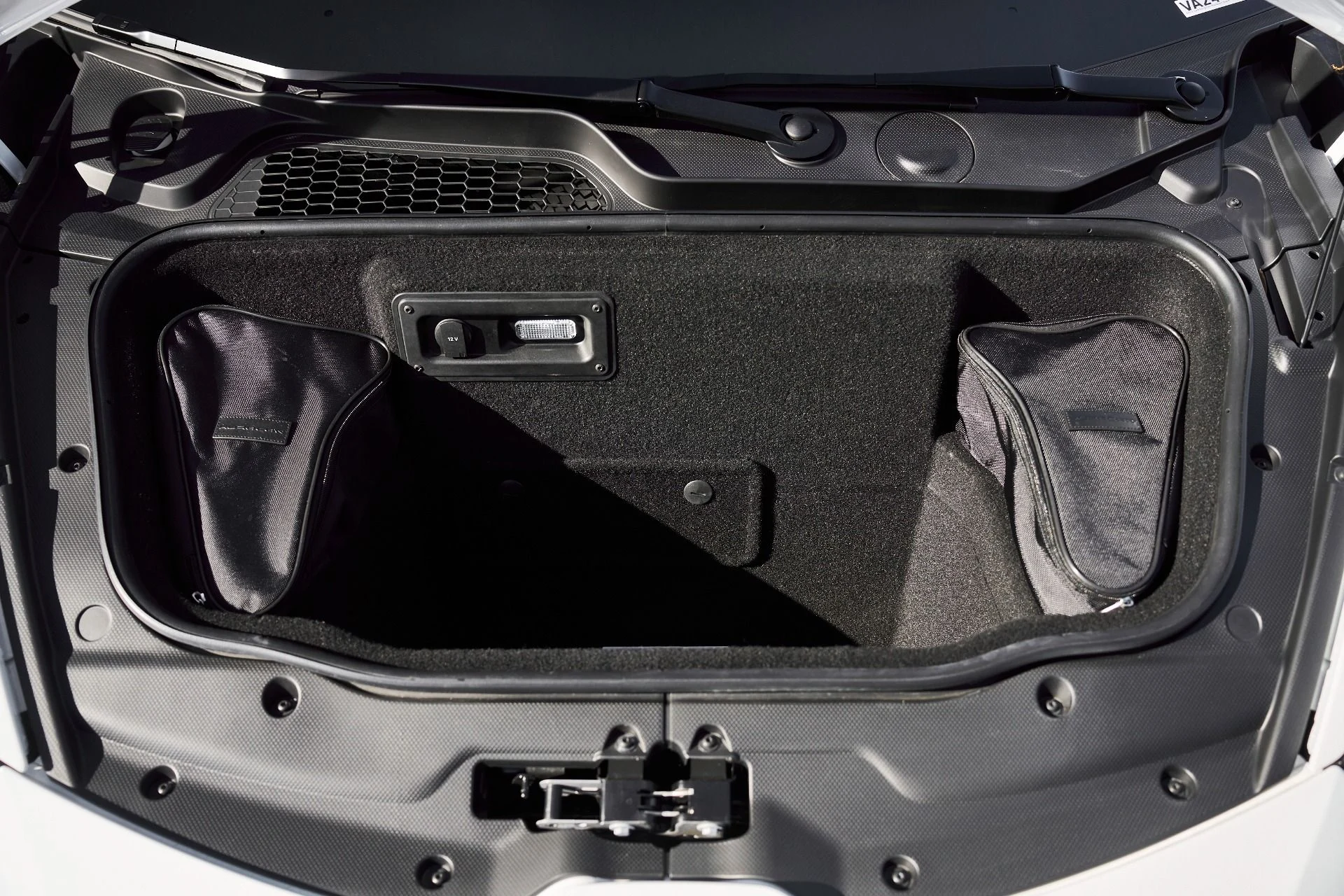 mph018_1482860838_Used_2023_Lamborghini_Huracan_Base_1764123549_33fd36a520