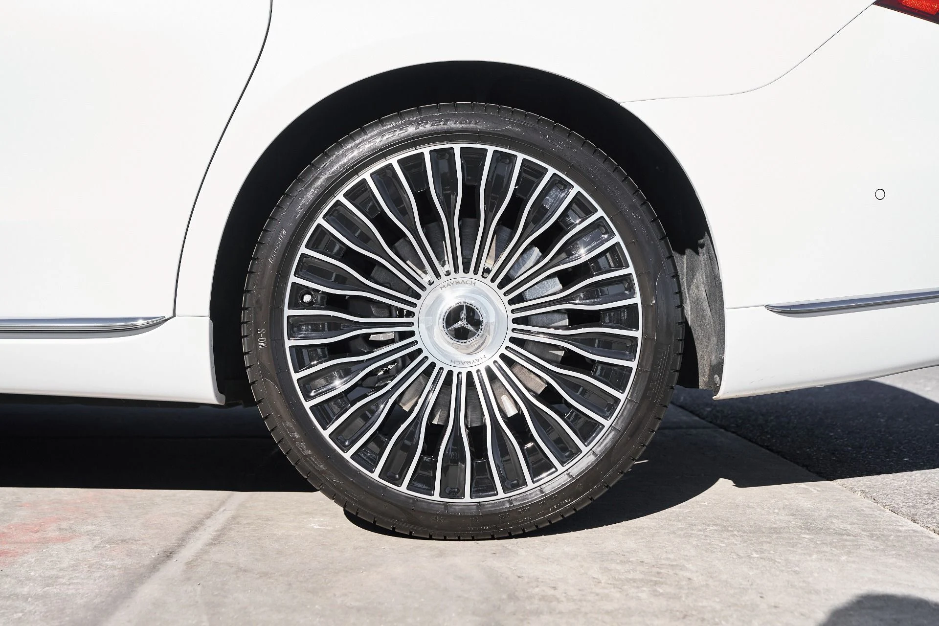 mph018_1486848533_Used_2025_Mercedes_Benz_S_Class_Maybach_S_680_1761611070_00467314af