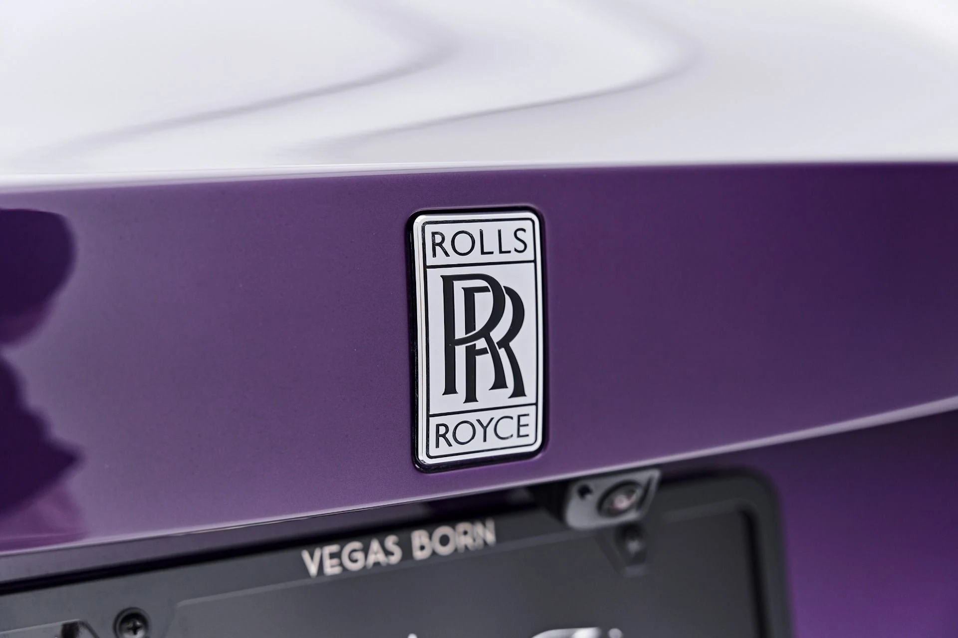 mph018_148795974_Used_2024_Rolls_Royce_Spectre_Base_1790211191_8a02a6617a