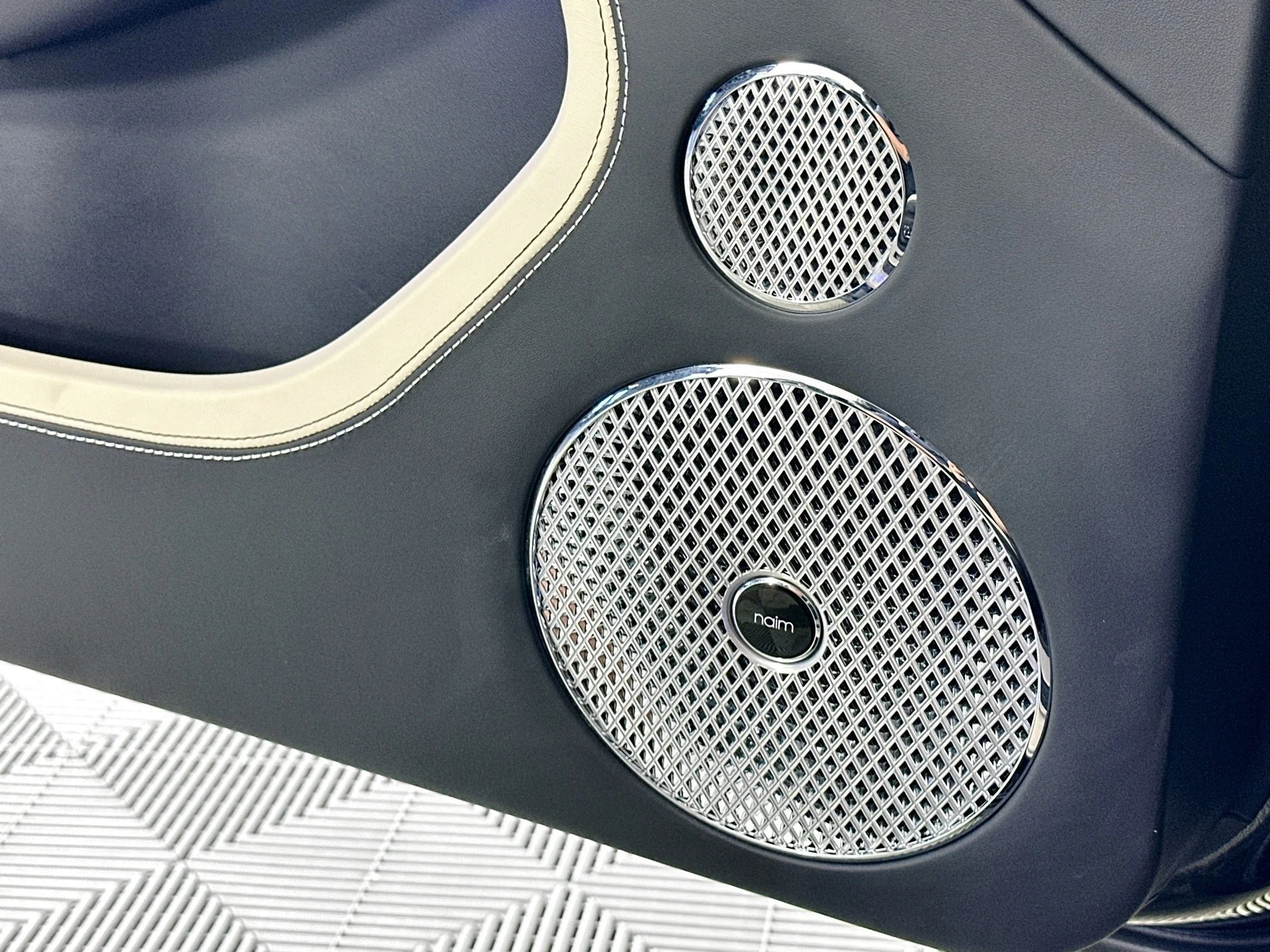 mph018_1494720977_19_f93cc38ee8