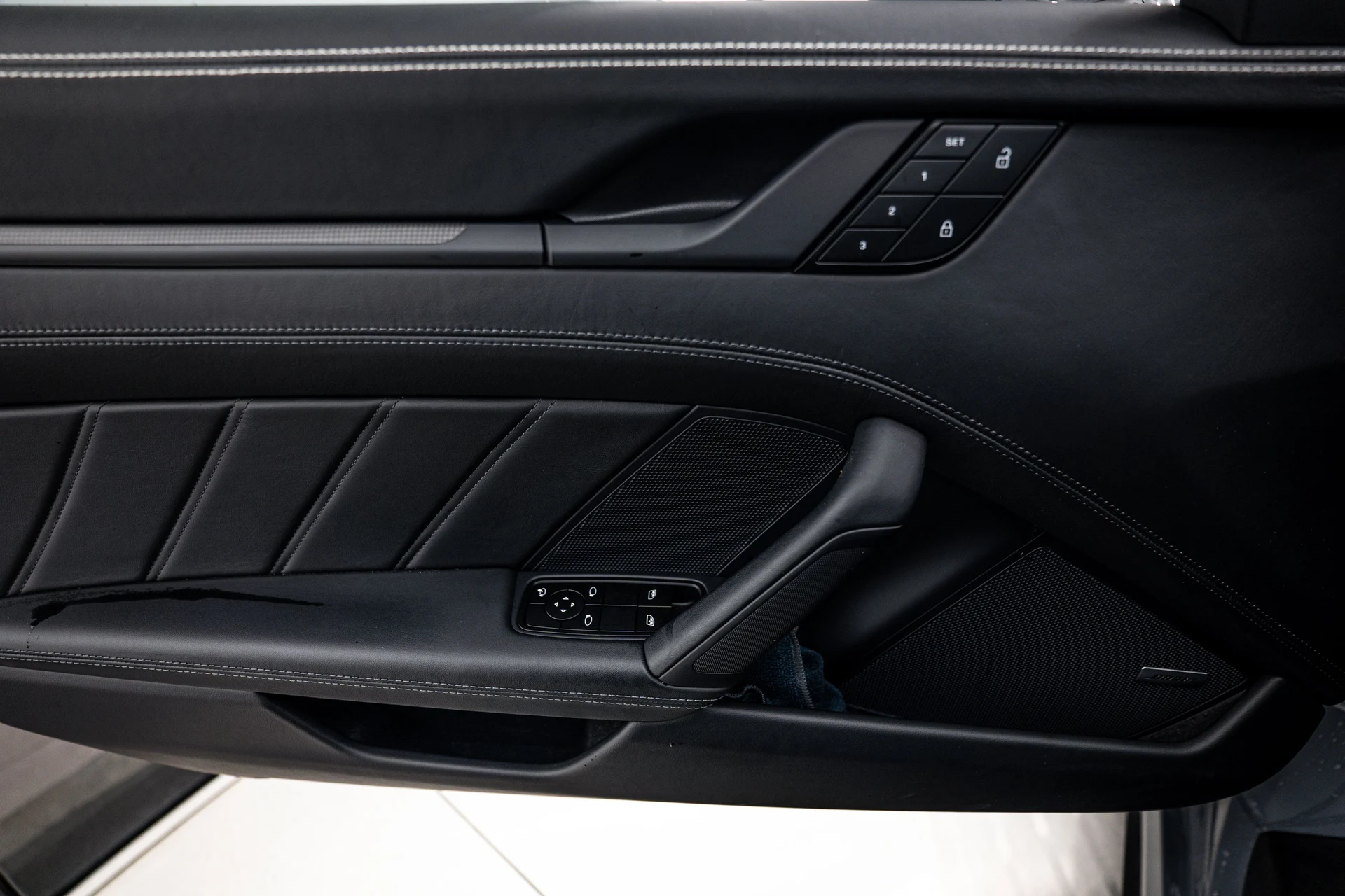 mph018_1497123206_229ab187d7ea8ac76ab5dcf1a23ba429_31642b6444