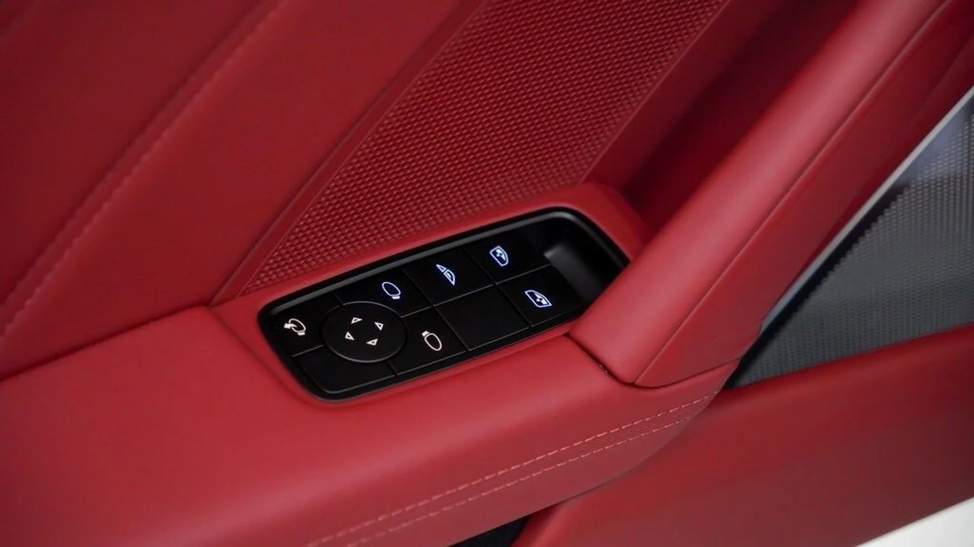 mph018_1498320948_39527770fb0cc4a041356ac10985bd57x_c131423774