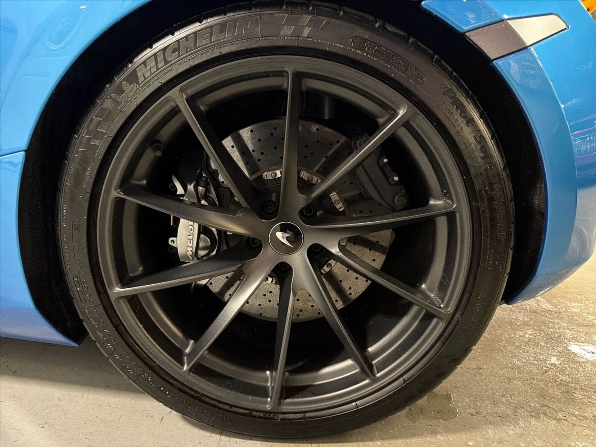 mph018_1507044351_639026192735146650_2891179928